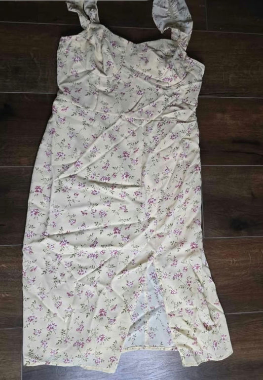 Girls White floral dress L image 1