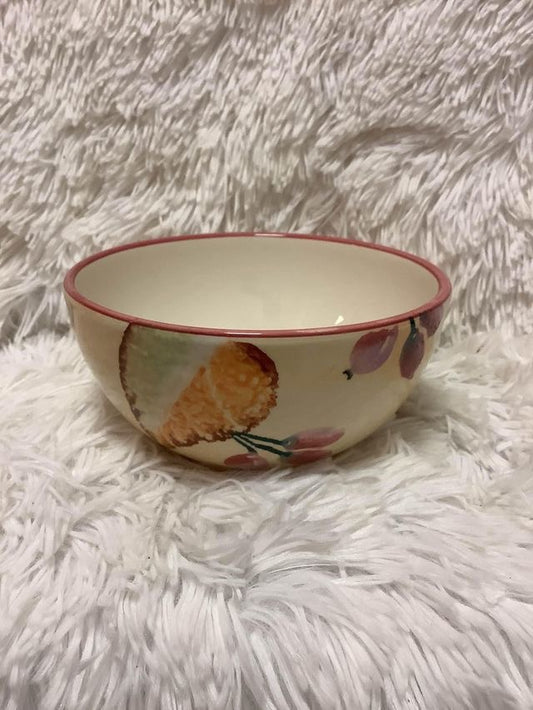 Leaf decorated bowl image 0