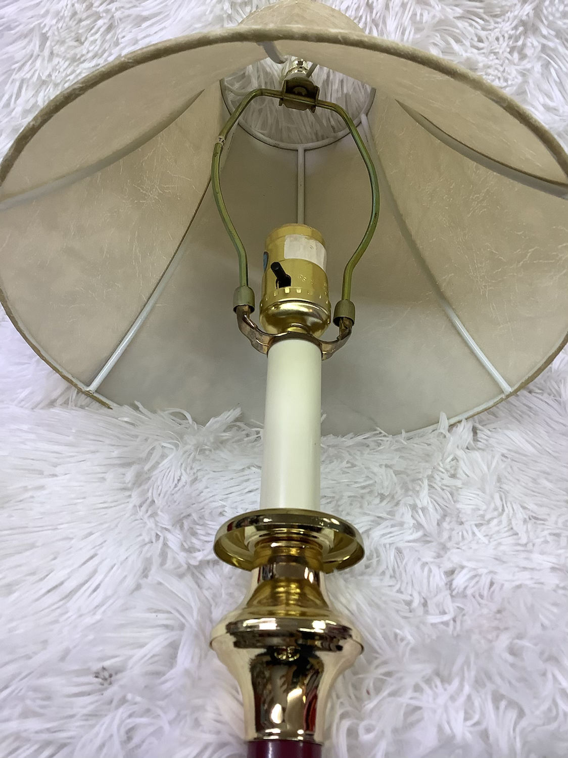 Elegant vintage lamp image 7