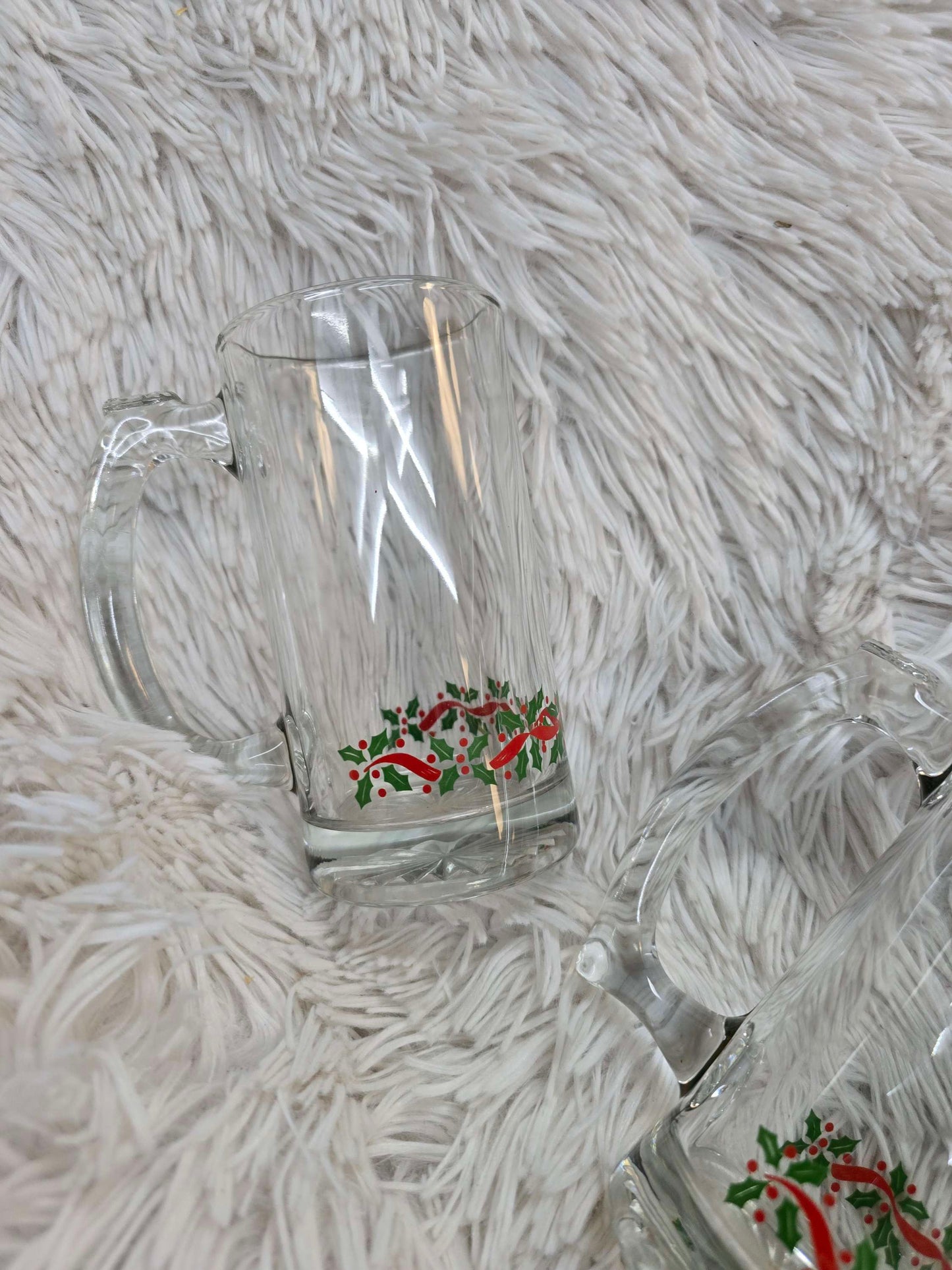Set of 2 Vintage Holly Berry Mistletoe Christmas Beer Mugs w/ Gold Rim image 2