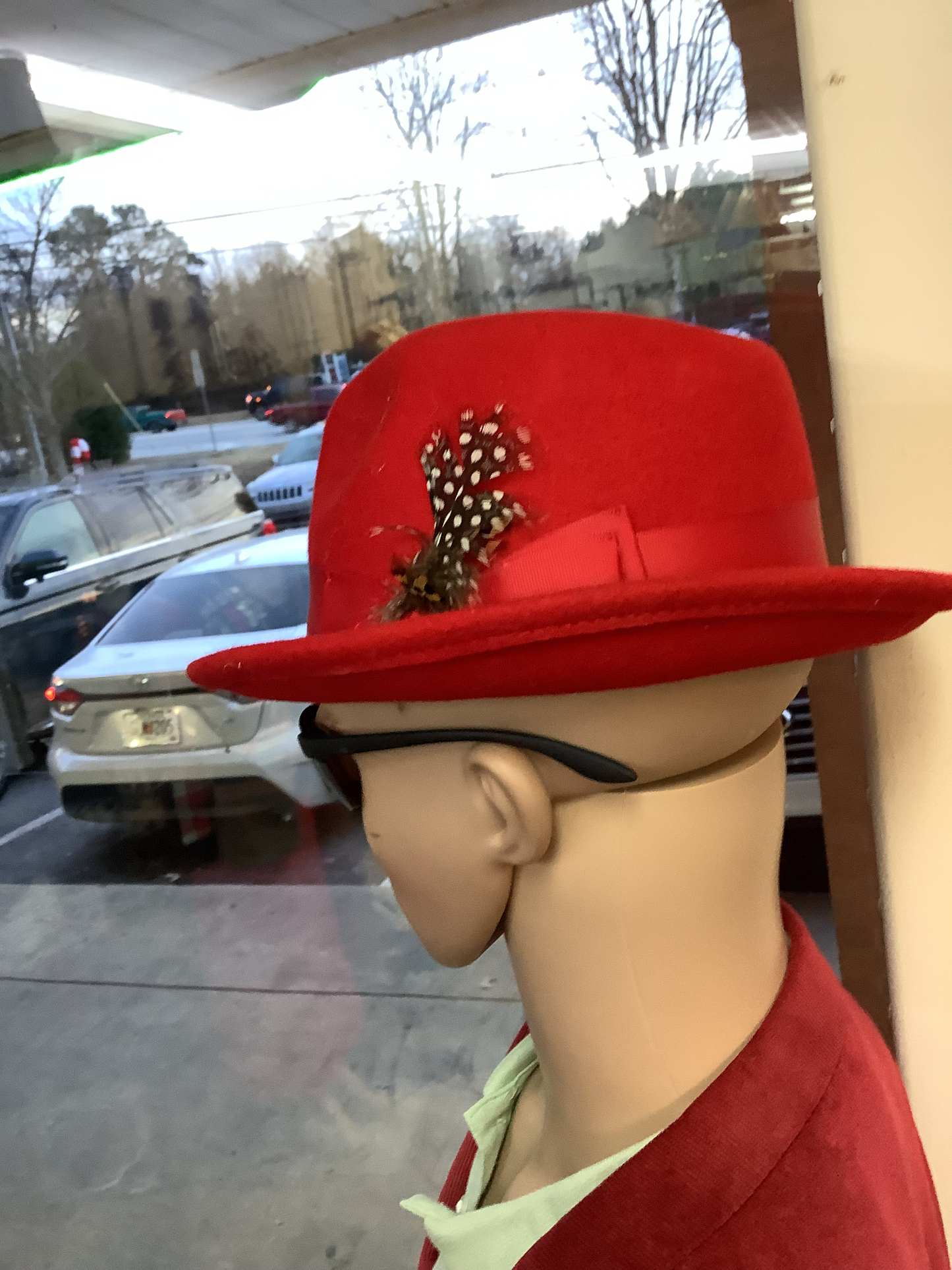 Red Bruno Capelo hat image 2