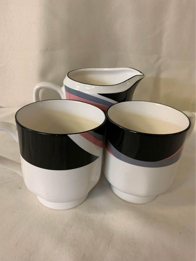 Three Piece Tea Set image 0
