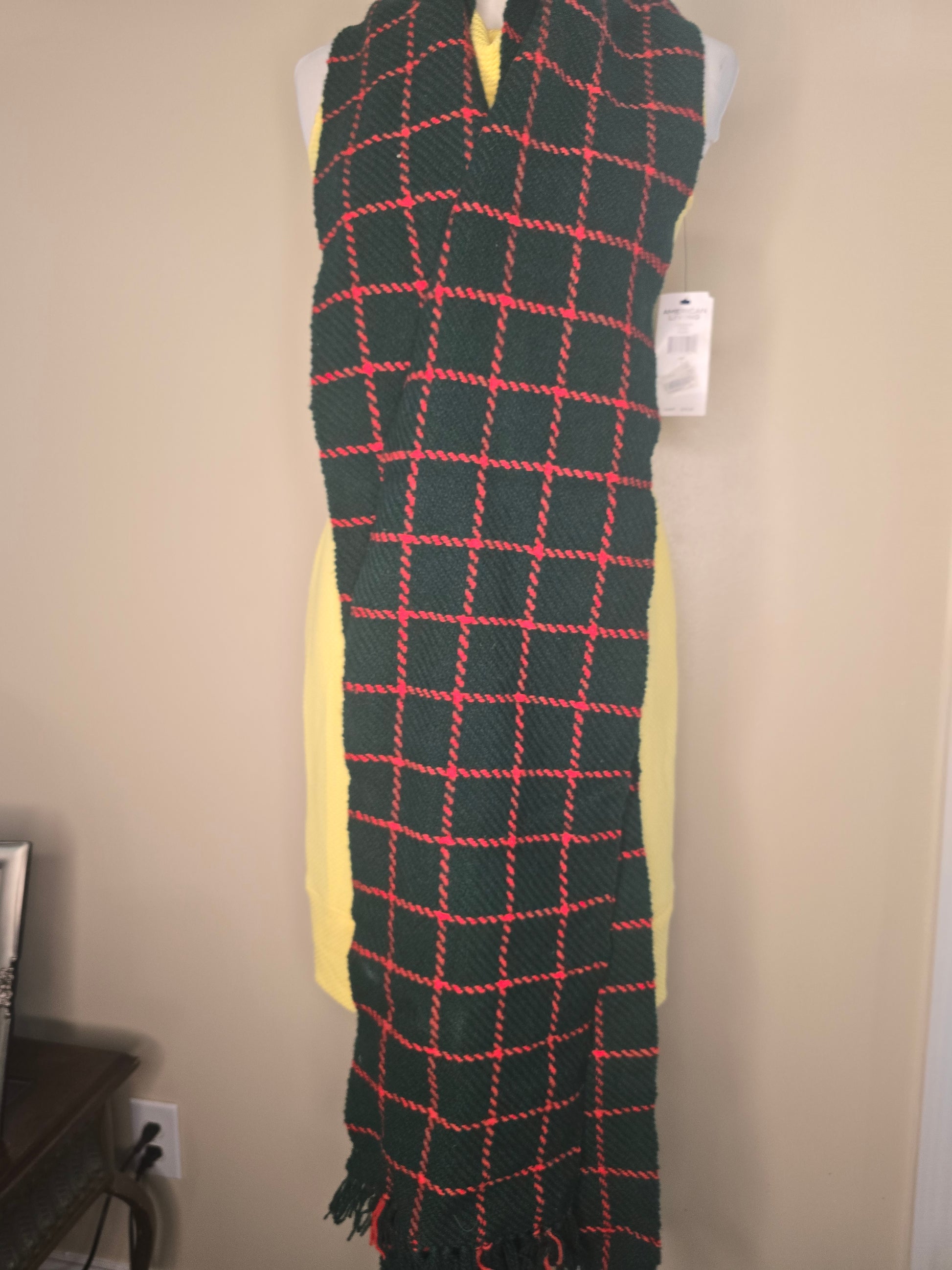 Red and green long scarf image 0
