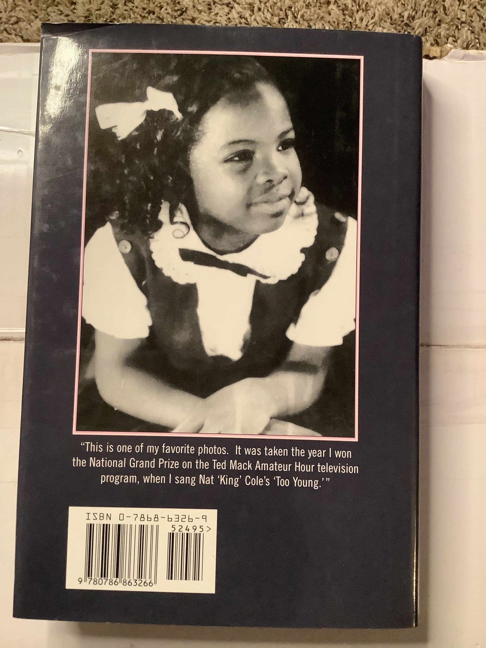 Between Each Line of Pain and Glory: My Life Story by Gladys Knight – Hardcover  image 2