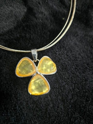 Necklace image 0