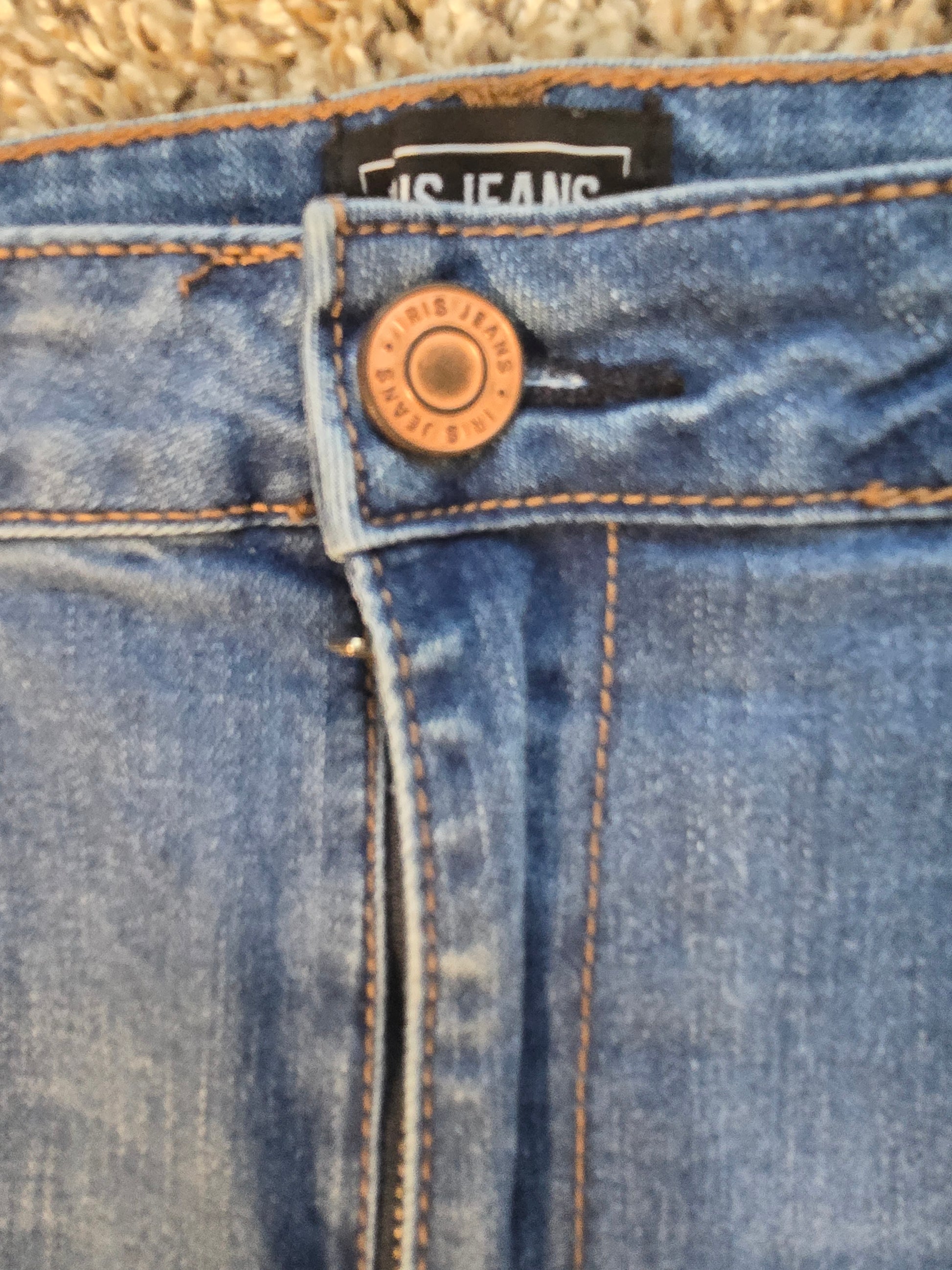 Iris Jeans Los Angeles Light Wash Skinny Jeans – Size 17 image 4