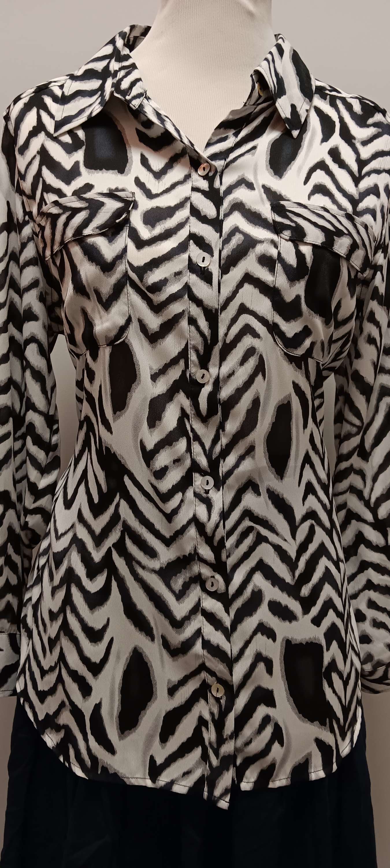 Zebra stripes dress barn blouse new with tag size 1X image 4