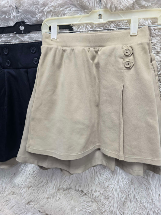 Set of 4 girl uniform skirt image 1