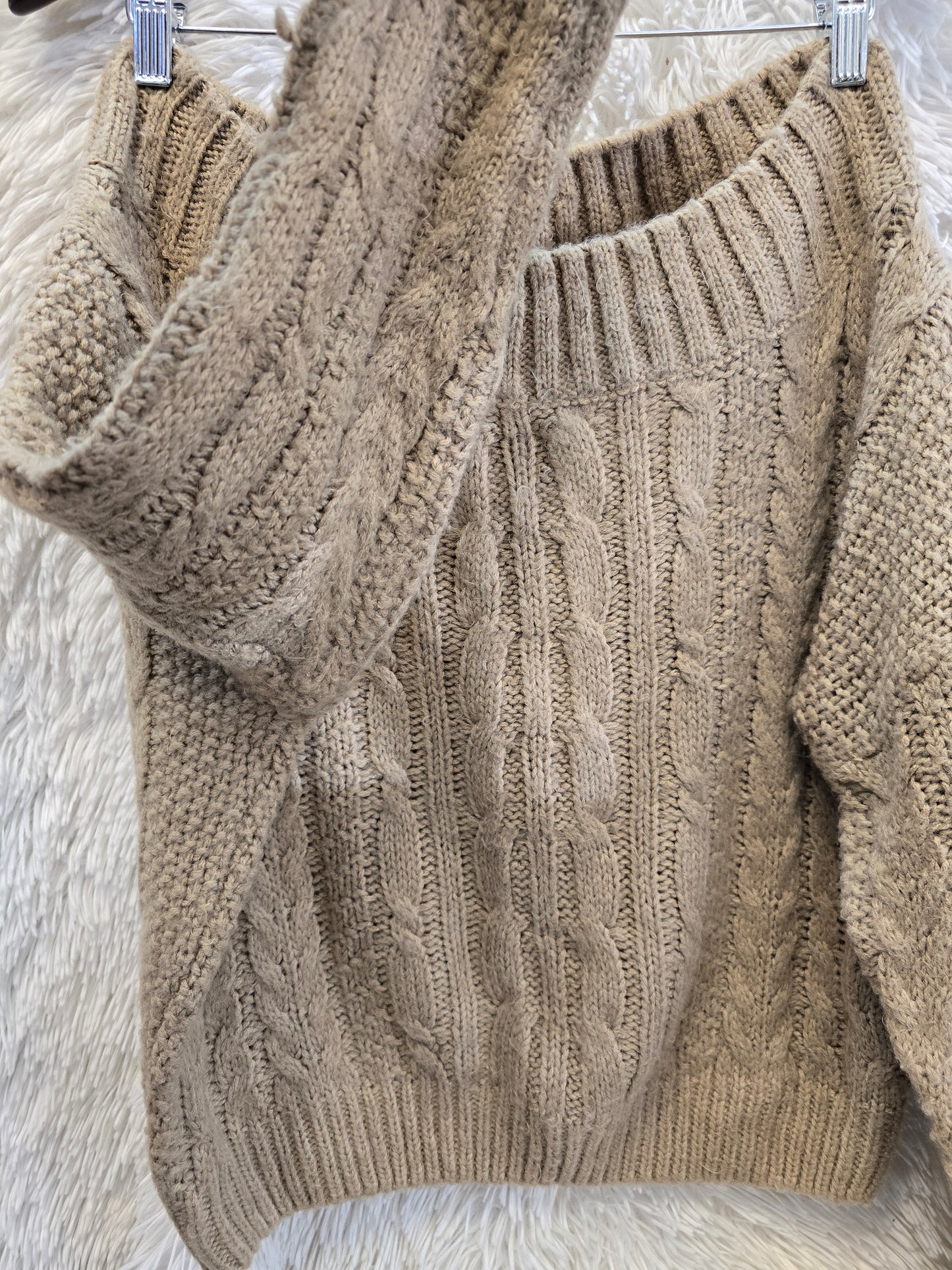Knitted crop top sweater S/M image 3