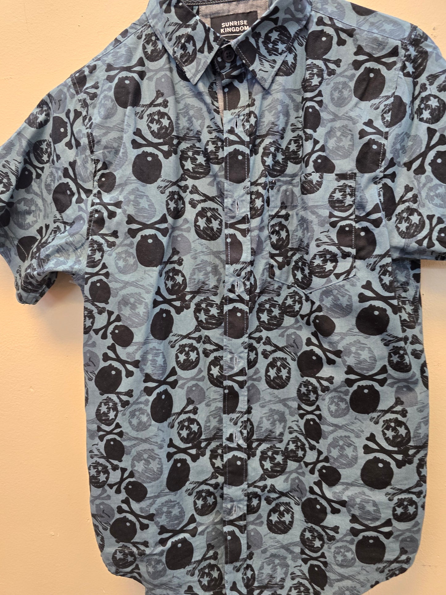 Boy shirt 10/12 image 3