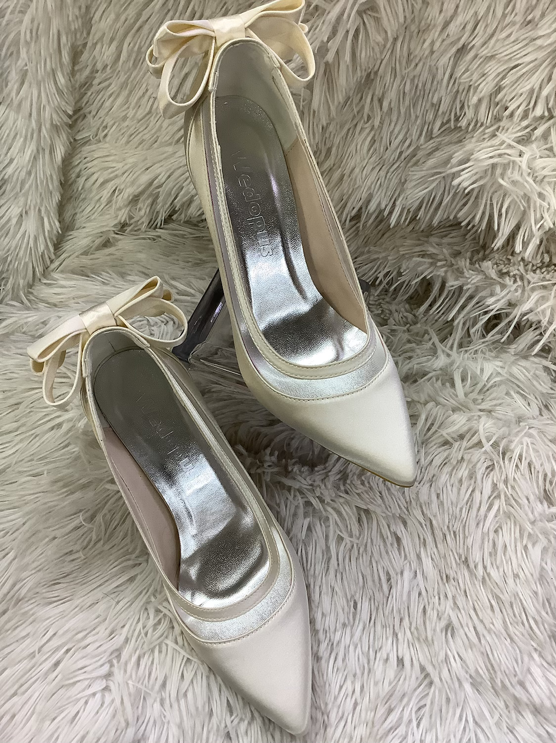 Wedopus women shoe size 5.5 image 3