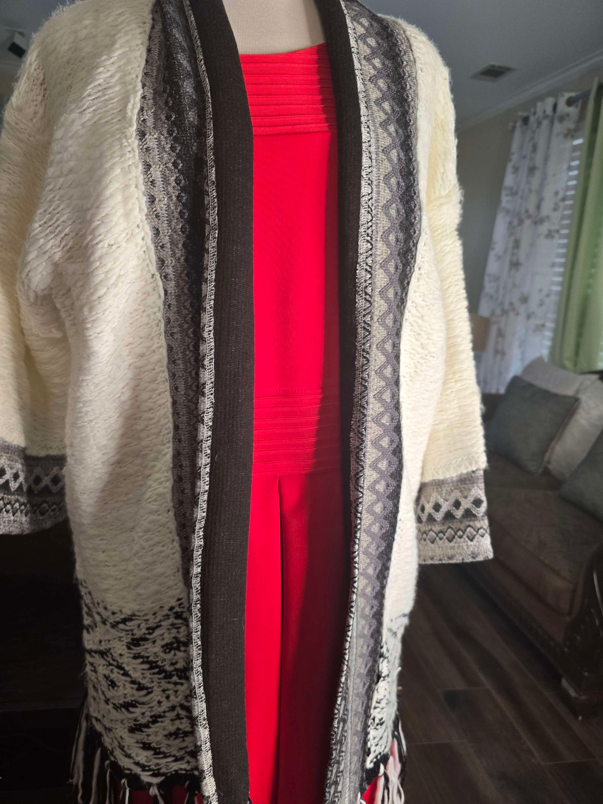 Wool white sweater image 1
