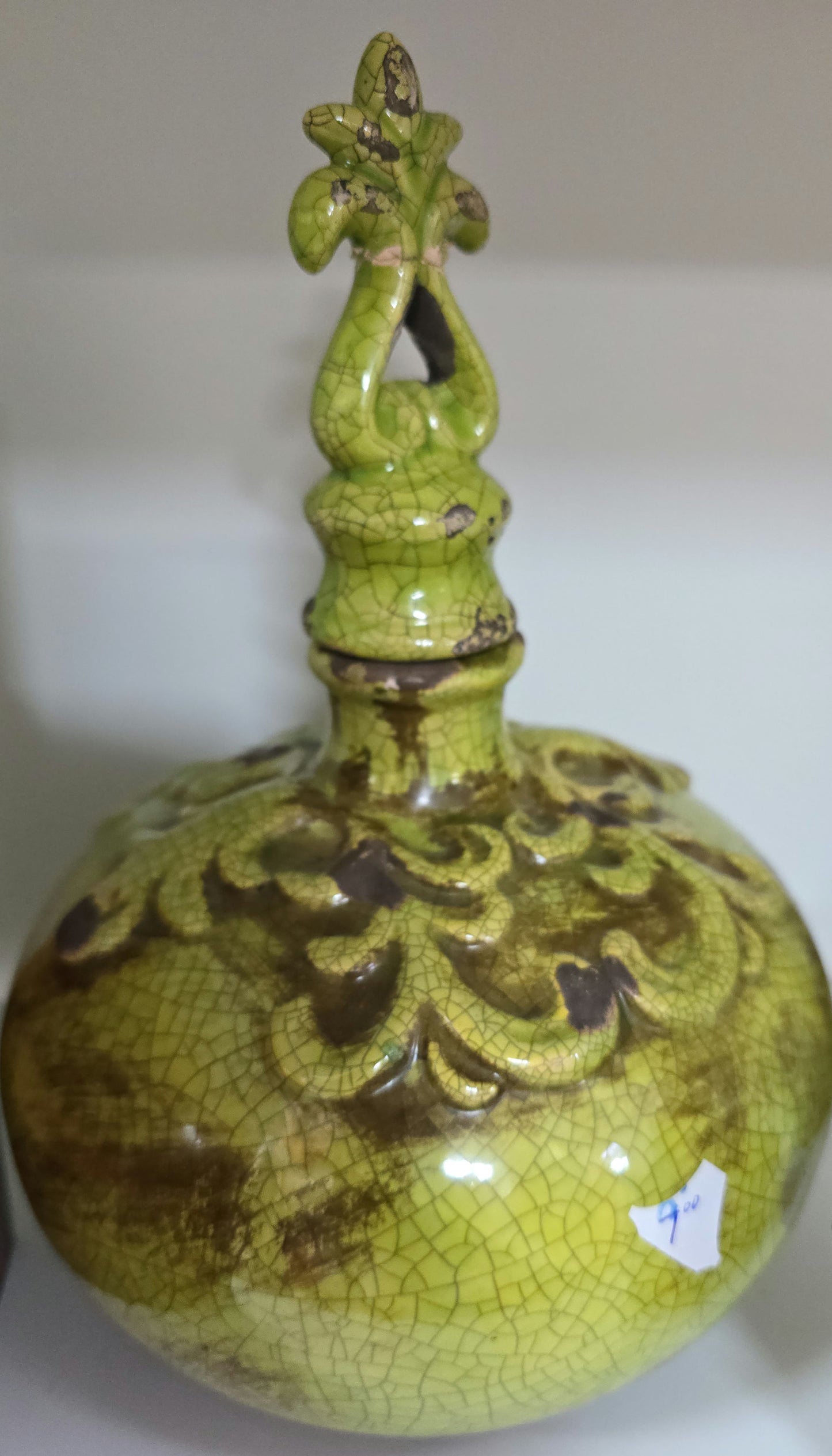 Green decorative vase image 2