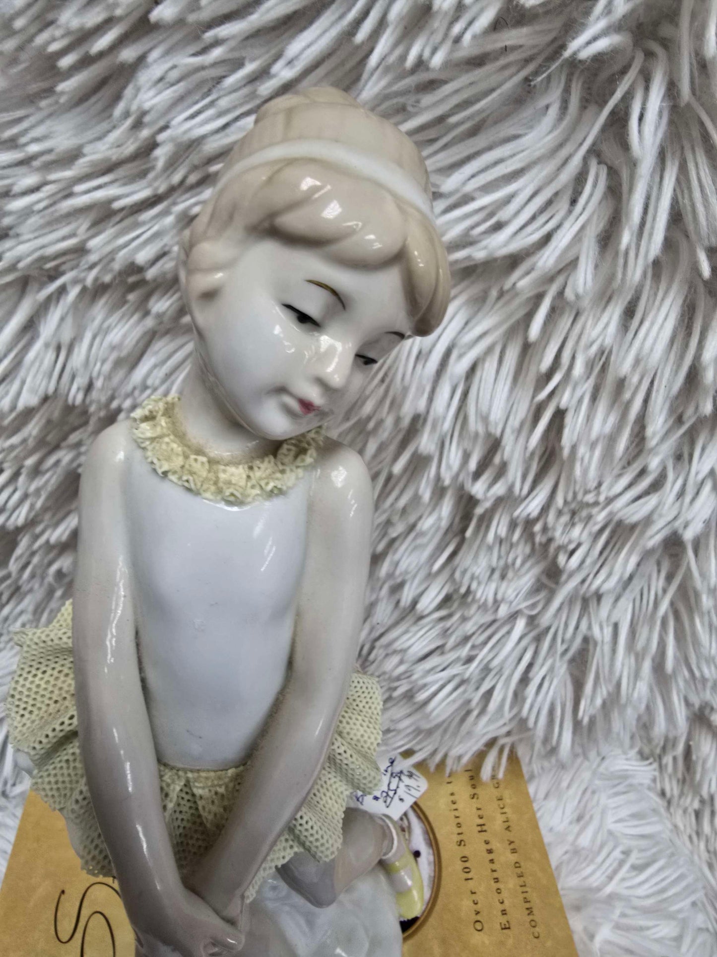 Ceramic ballerina image 3