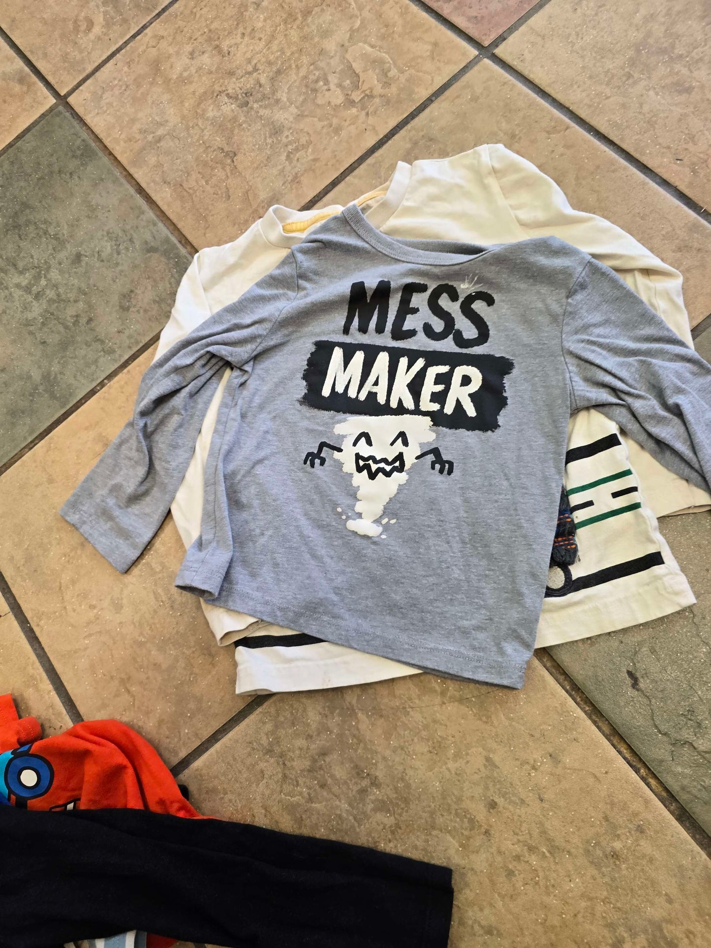 2t set of shirts image 6