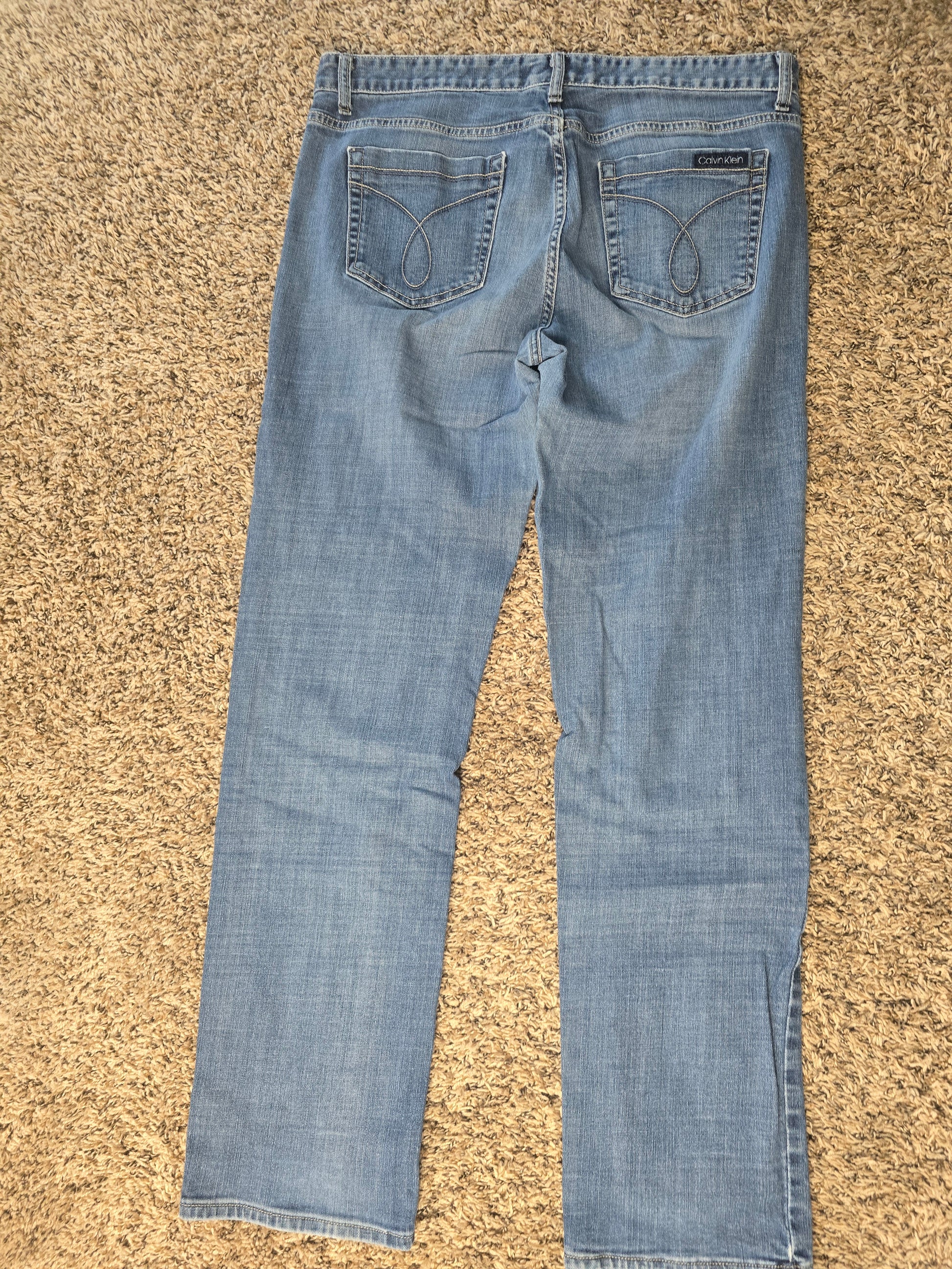 Calvin Klein Women’s Jeans Size 33/16 Light Wash Straight Leg Stretch Denim image 5