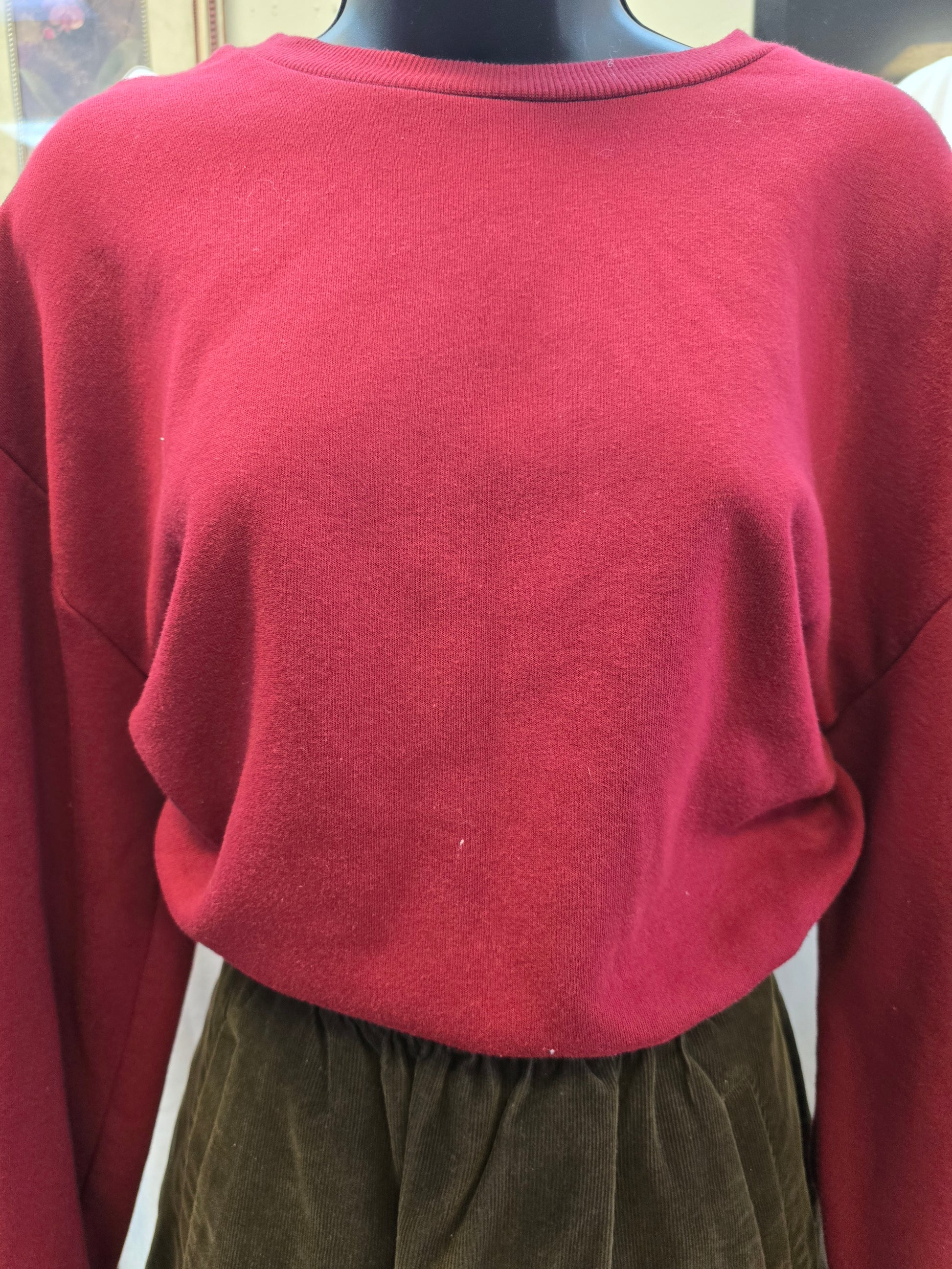 red crop top sweater XL image 0