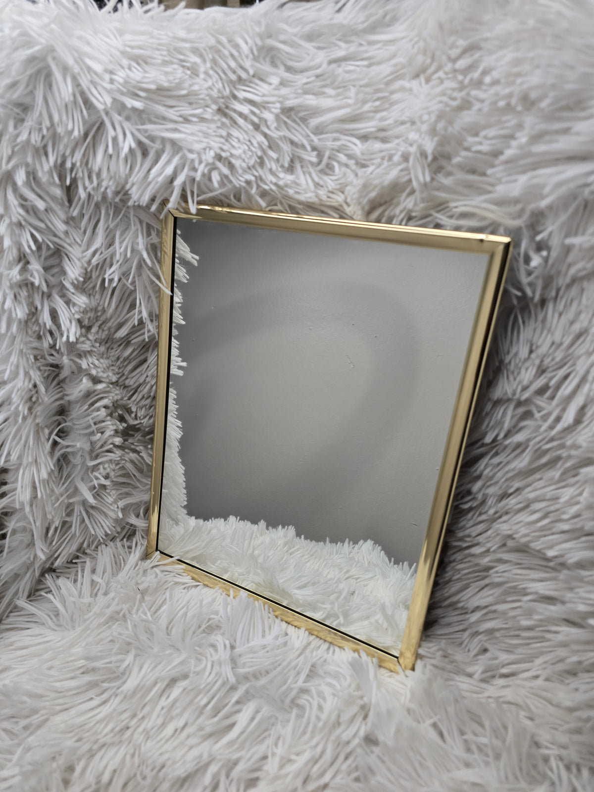 Mirror gold rim