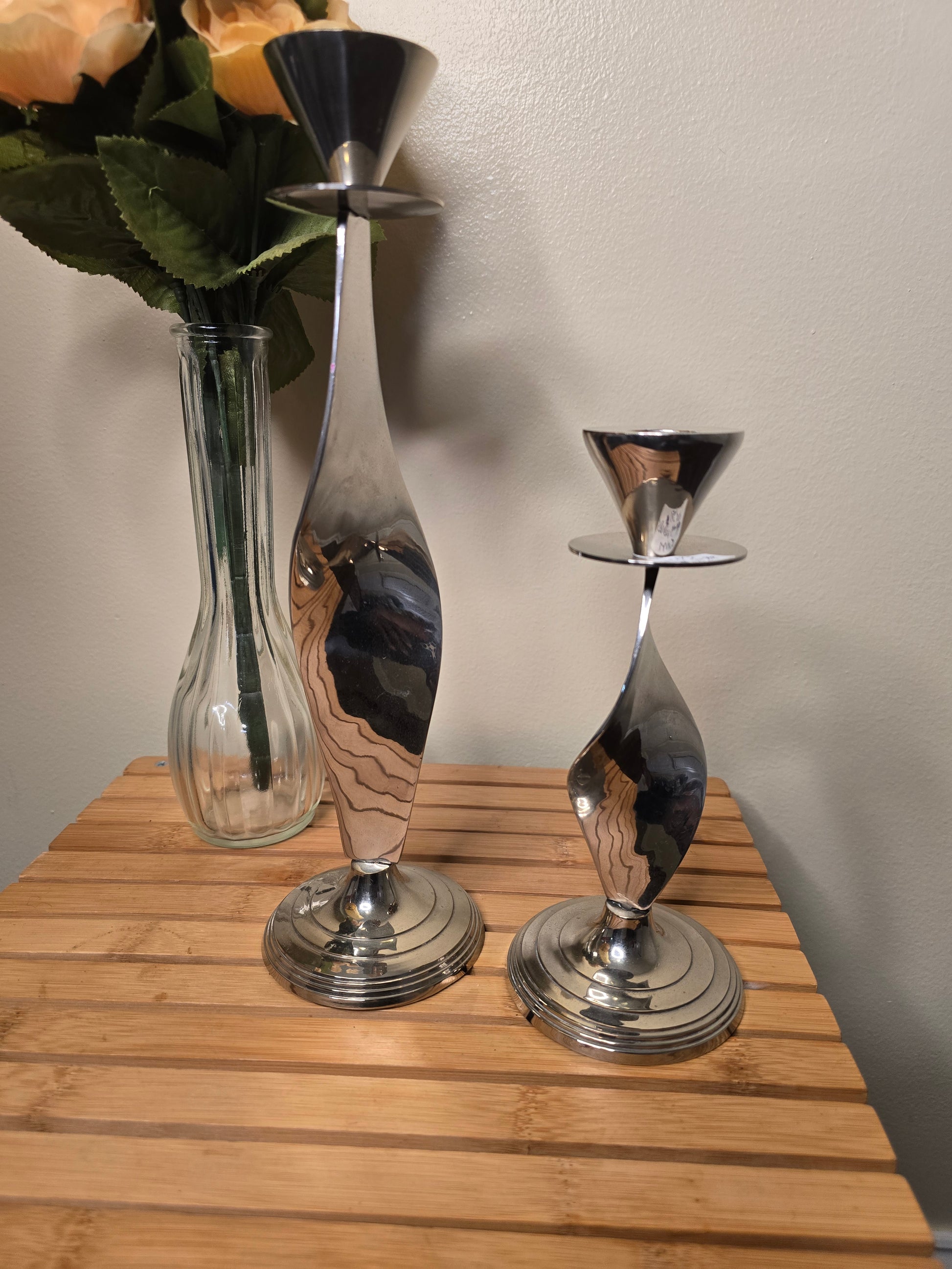 Pair of silver color candle holder image 0
