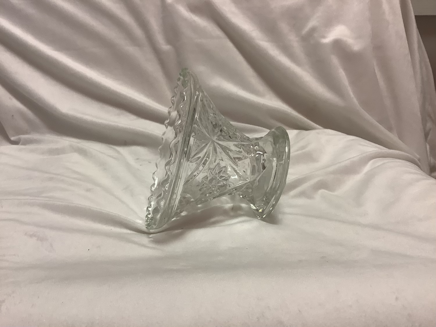 Vintage Clear Glass vase/ doubles as a punch bowl vase image 6