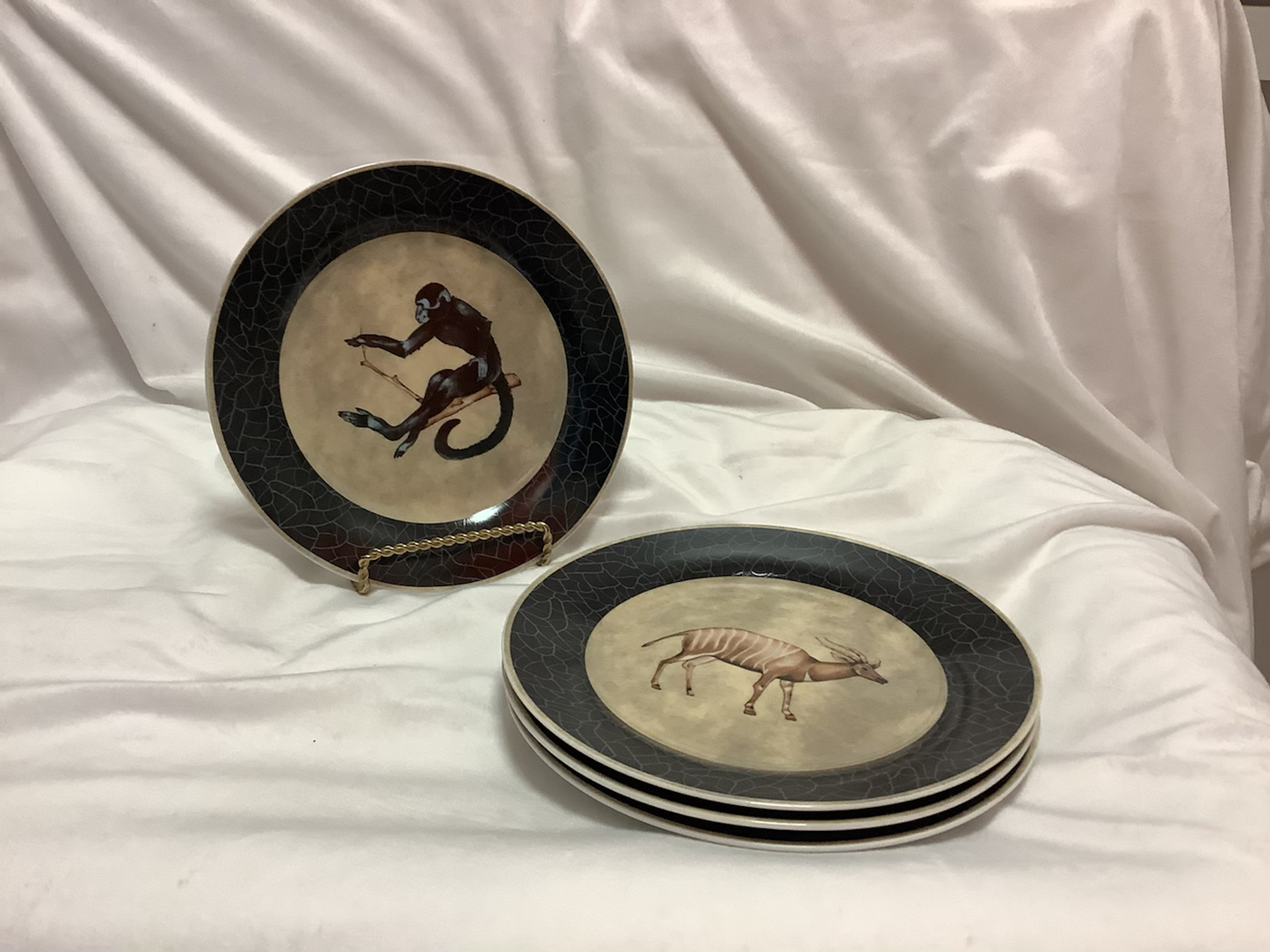 Set of 4 Safari Plates image 2