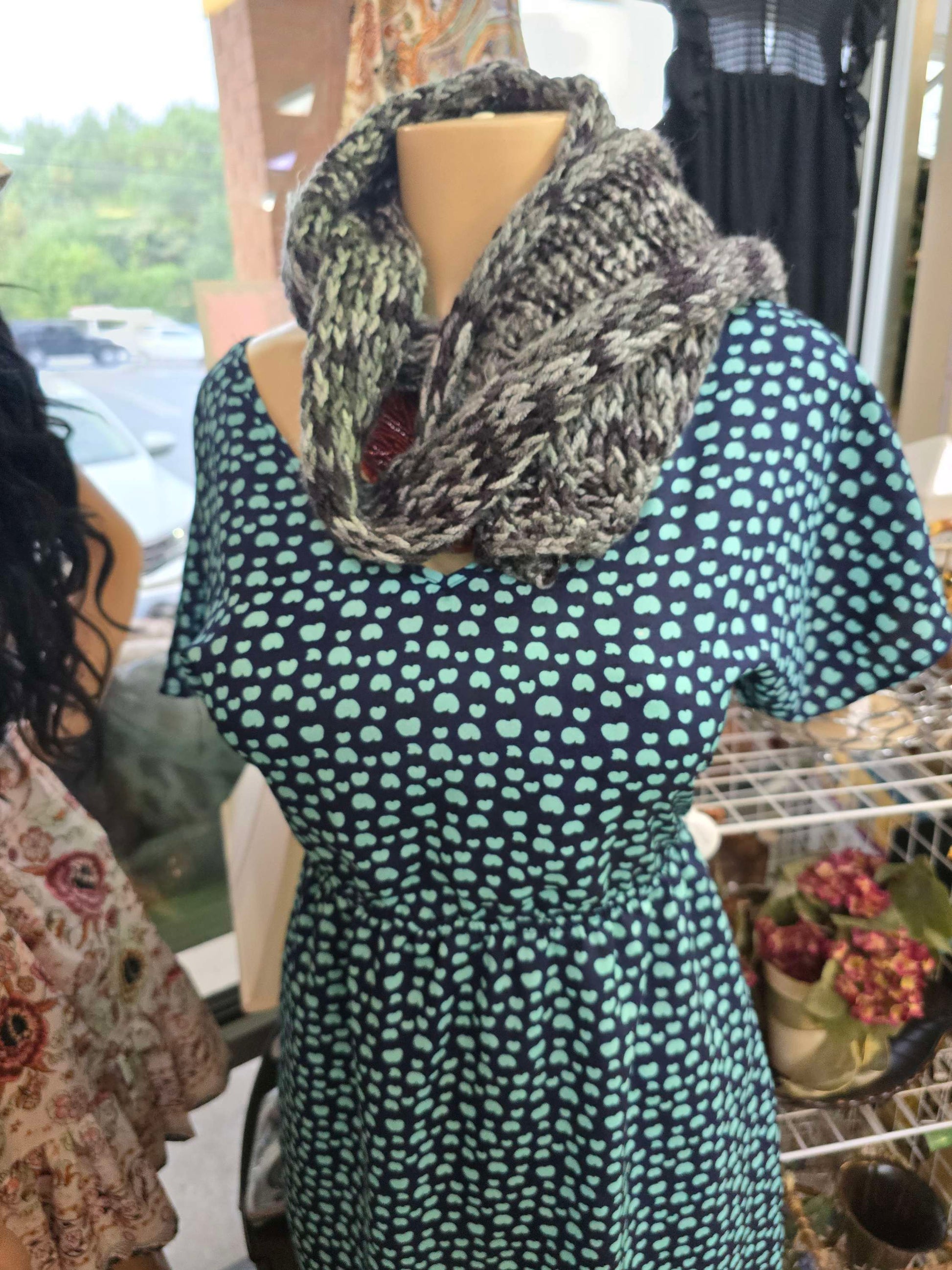 Knitted scarf image 3