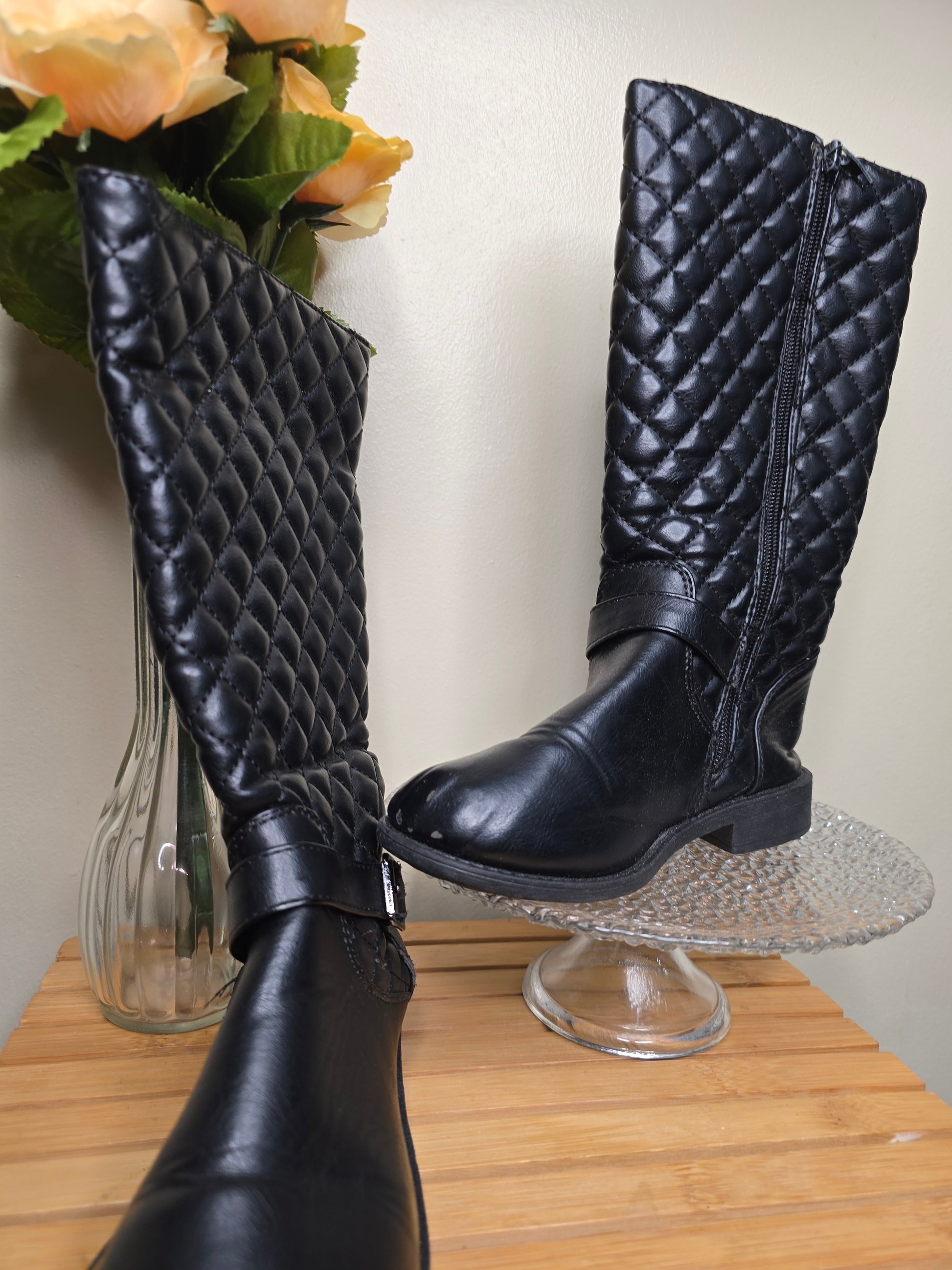 Girls boots size 12 image 4