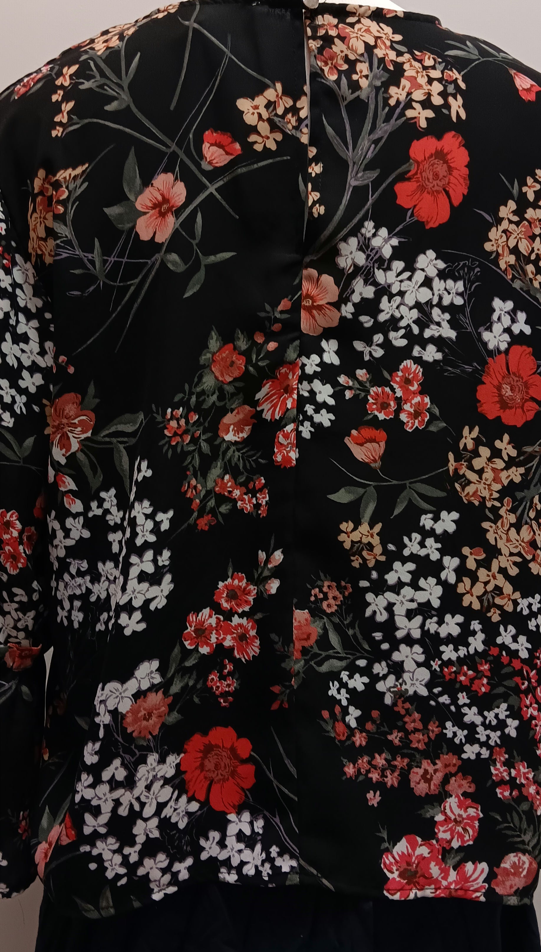 Black floral Sweet rain blouse size XL image 1