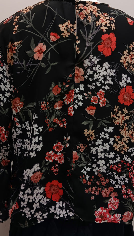 Black floral Sweet rain blouse size XL image 1