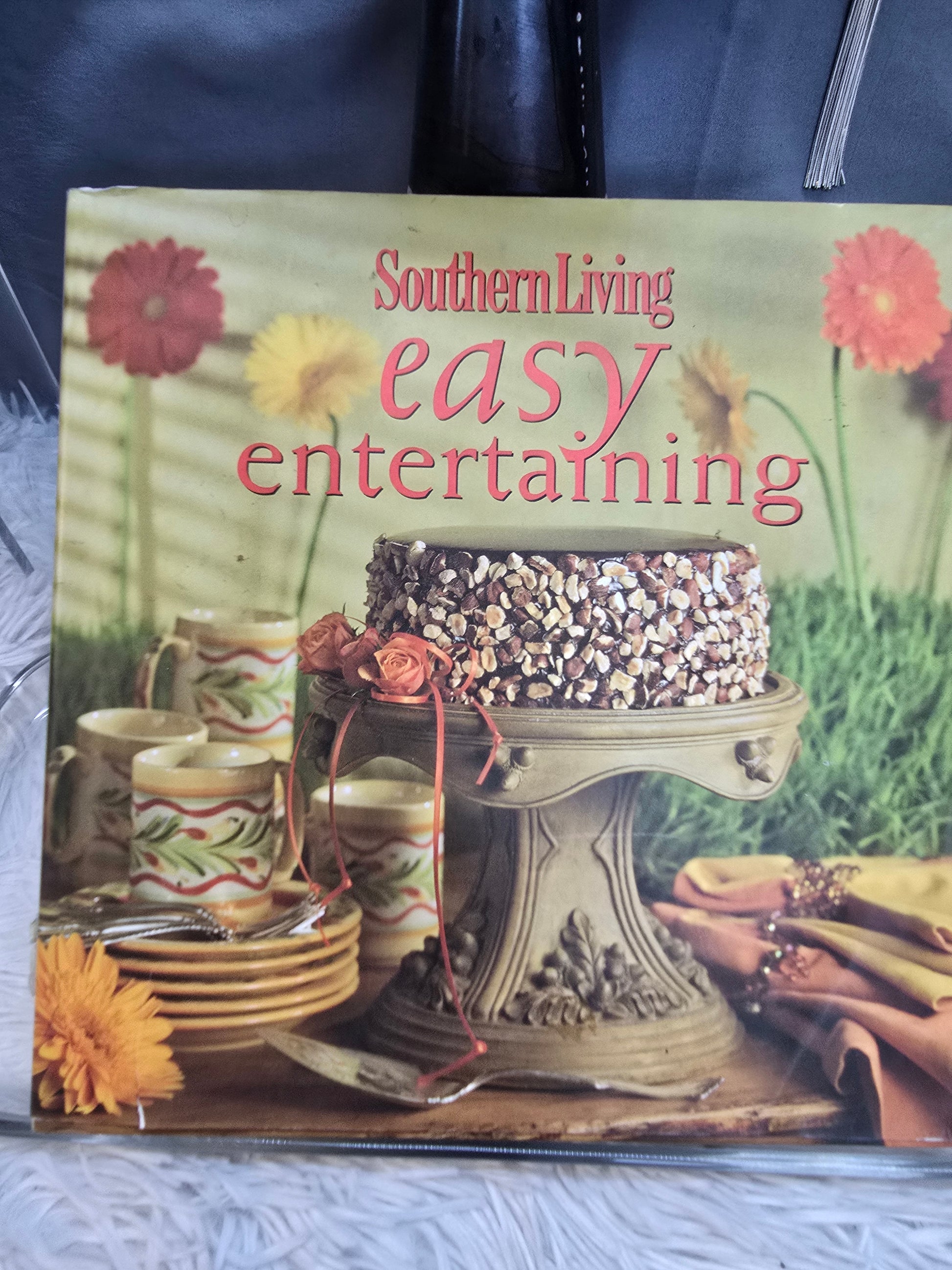 Southern Living Easy Entertaining  image 1