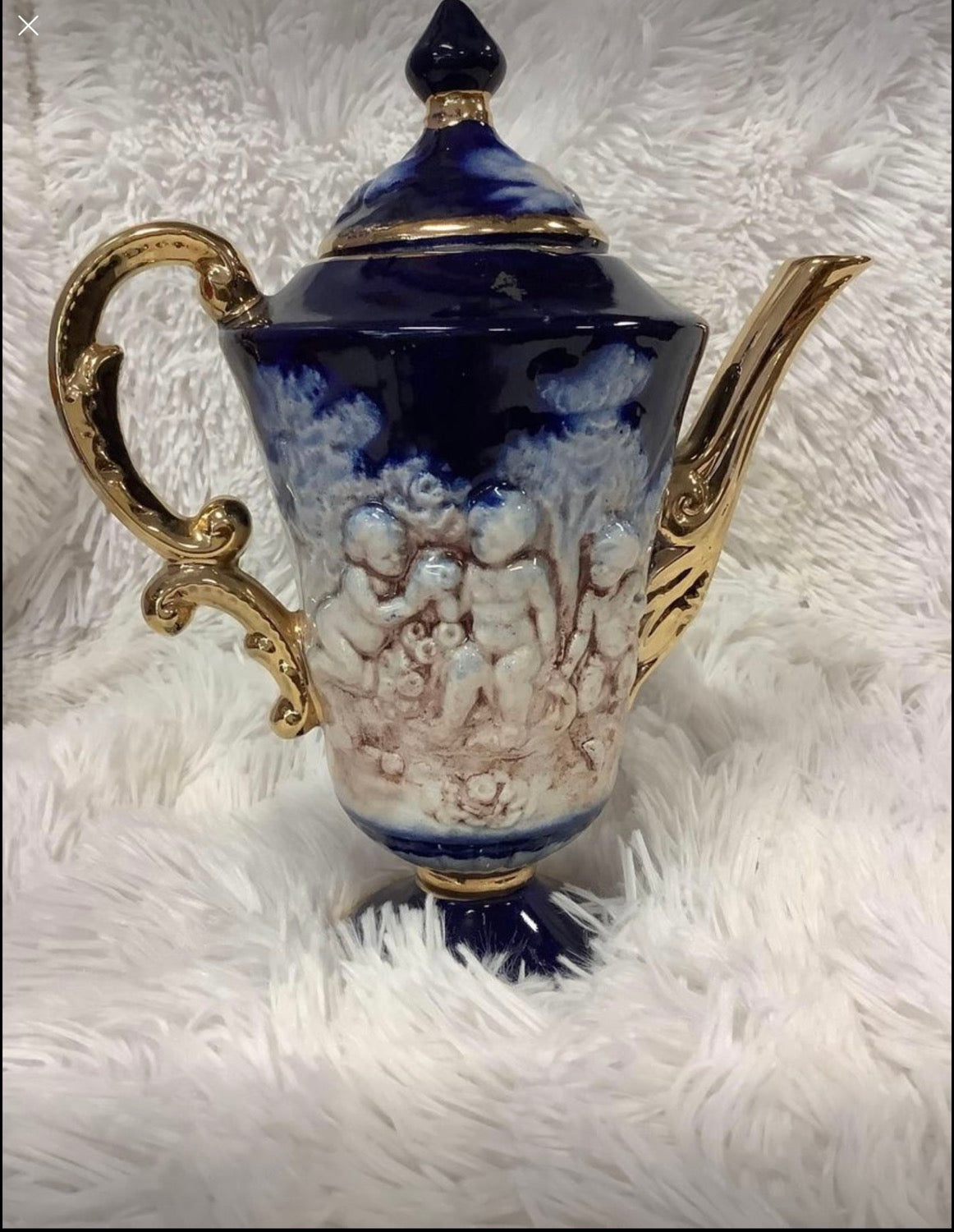 Vintage tea pot image 0