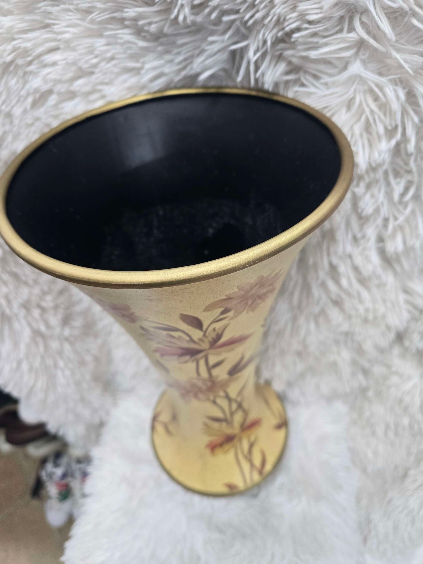 Vintage large vase image 3