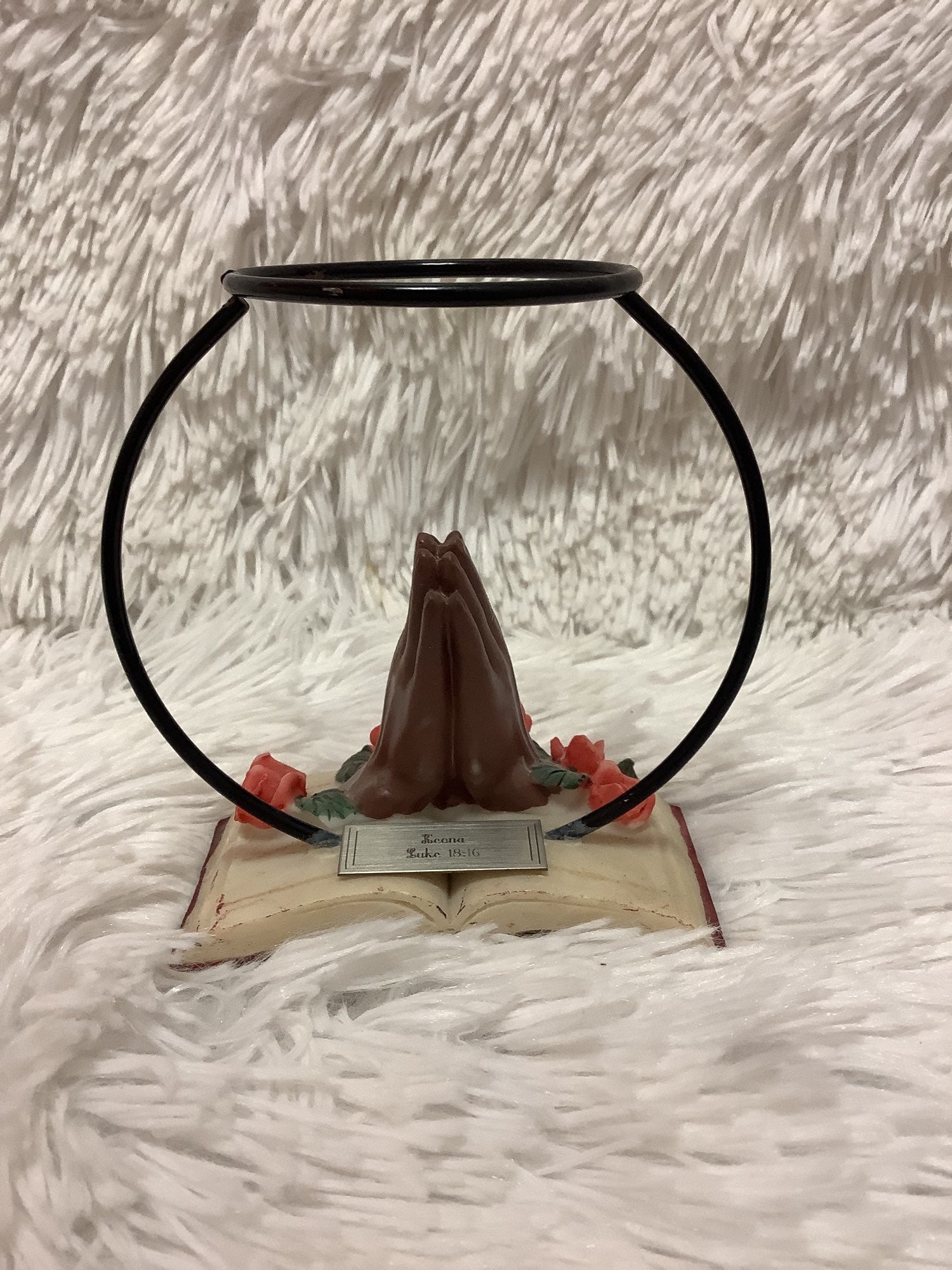 Small Prayer Hands Candle Holder image 2