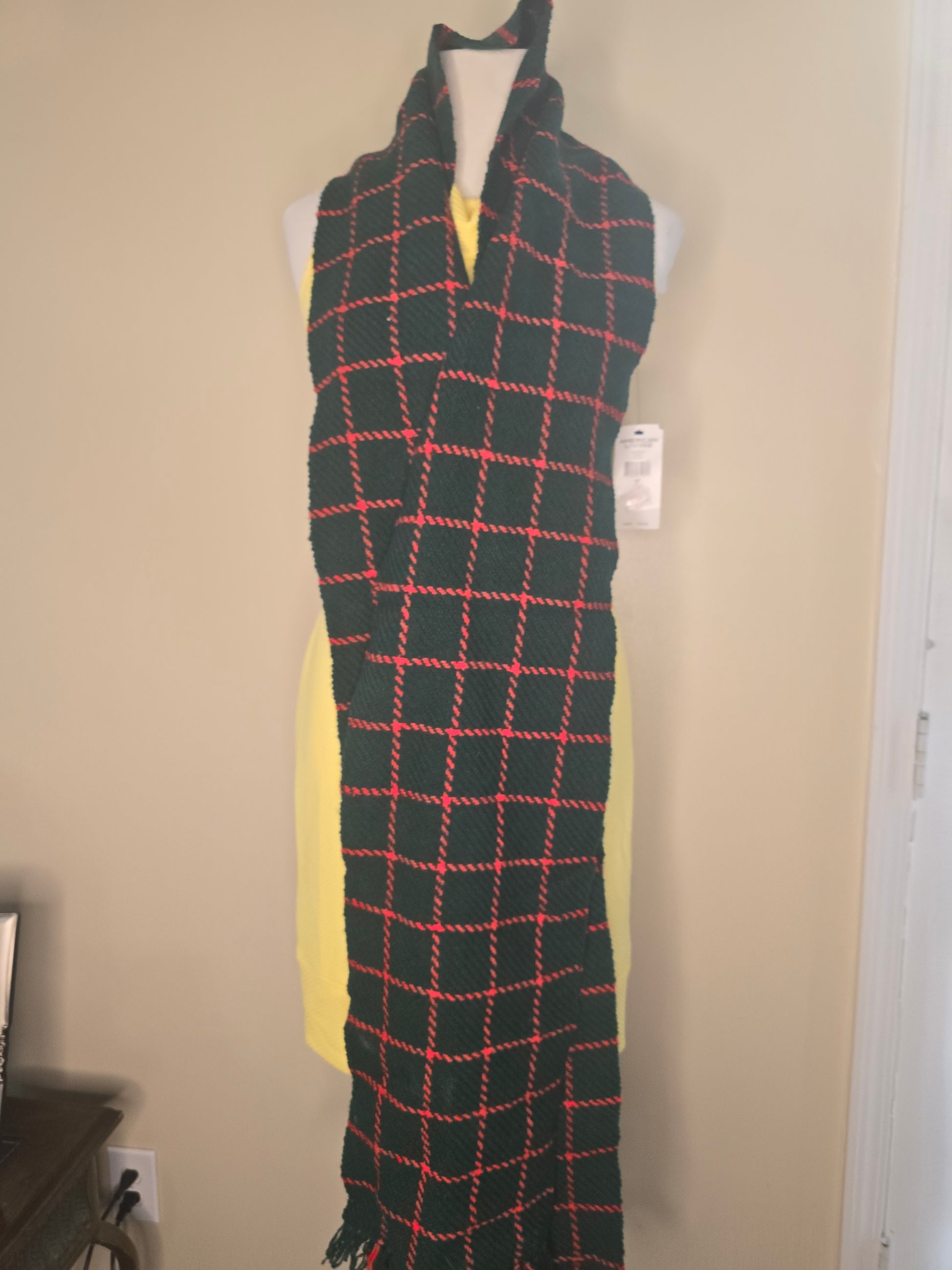 Red and green long scarf image 2