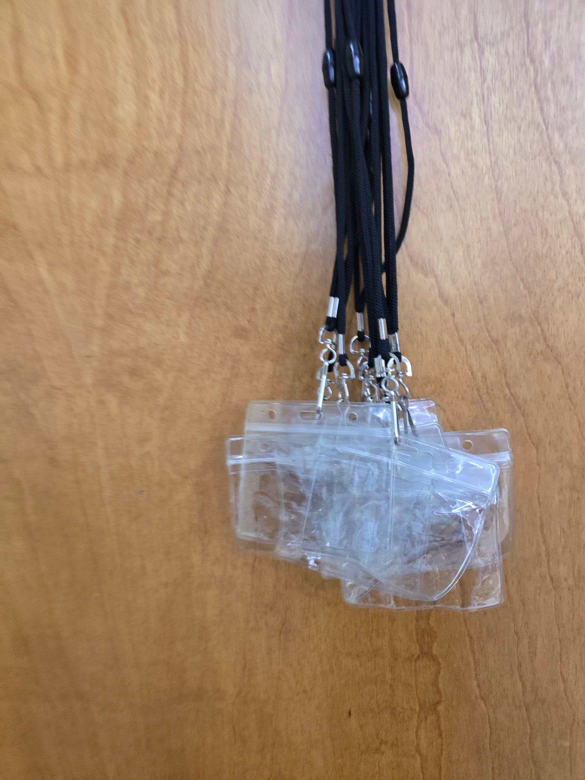 Name tag ID holder image 1