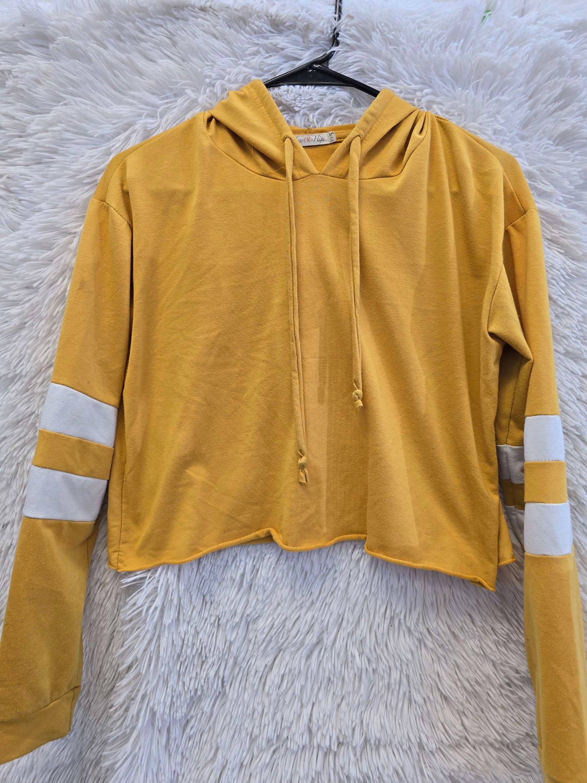 Crop top sweater M image 1