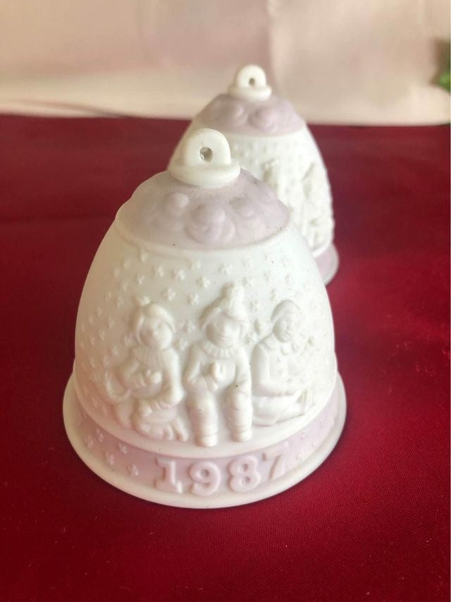 Pair of vintage ceramic bells image 0