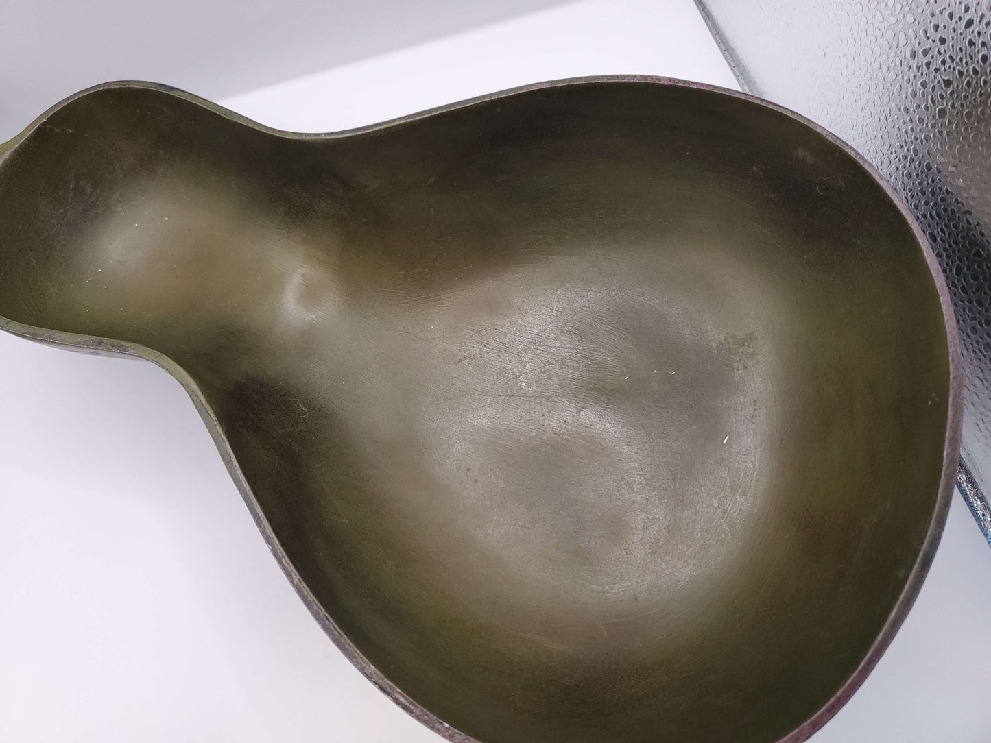 Pear shaped bowl 16x9 inches image 0
