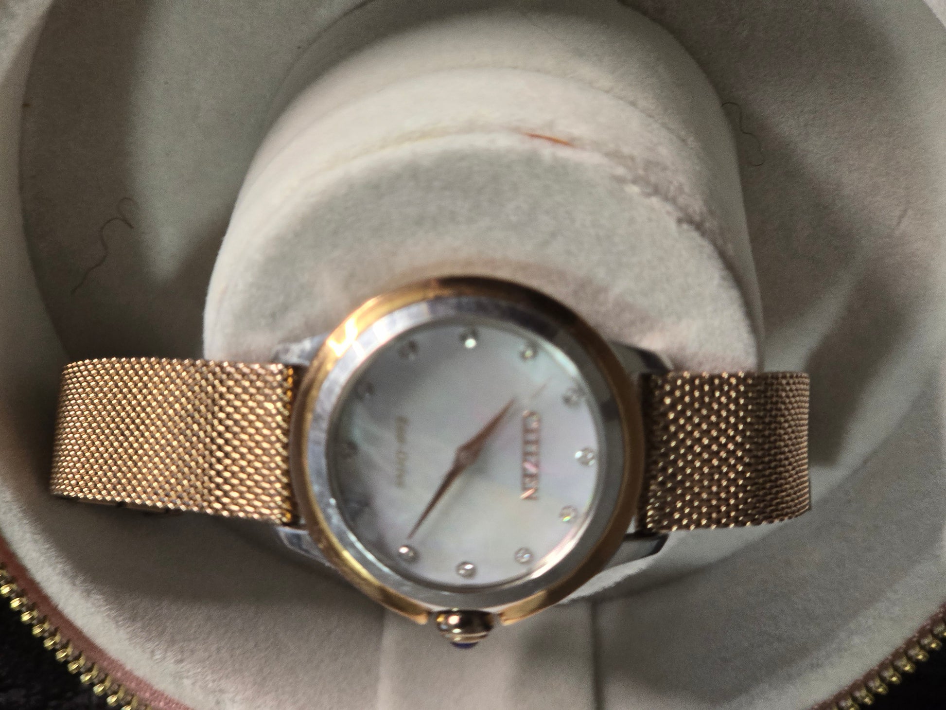 Citizen Eco-Drive Gold-Tone Mesh Watch image 4