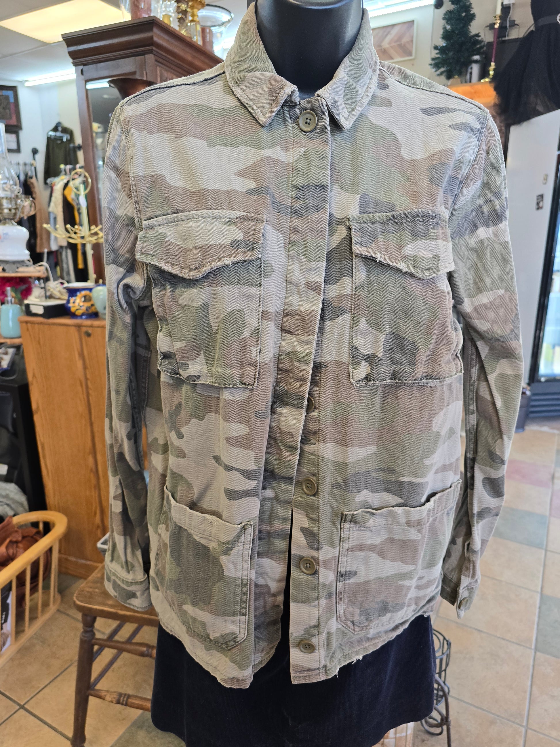 Camouflage button front blouse size 4 image 0