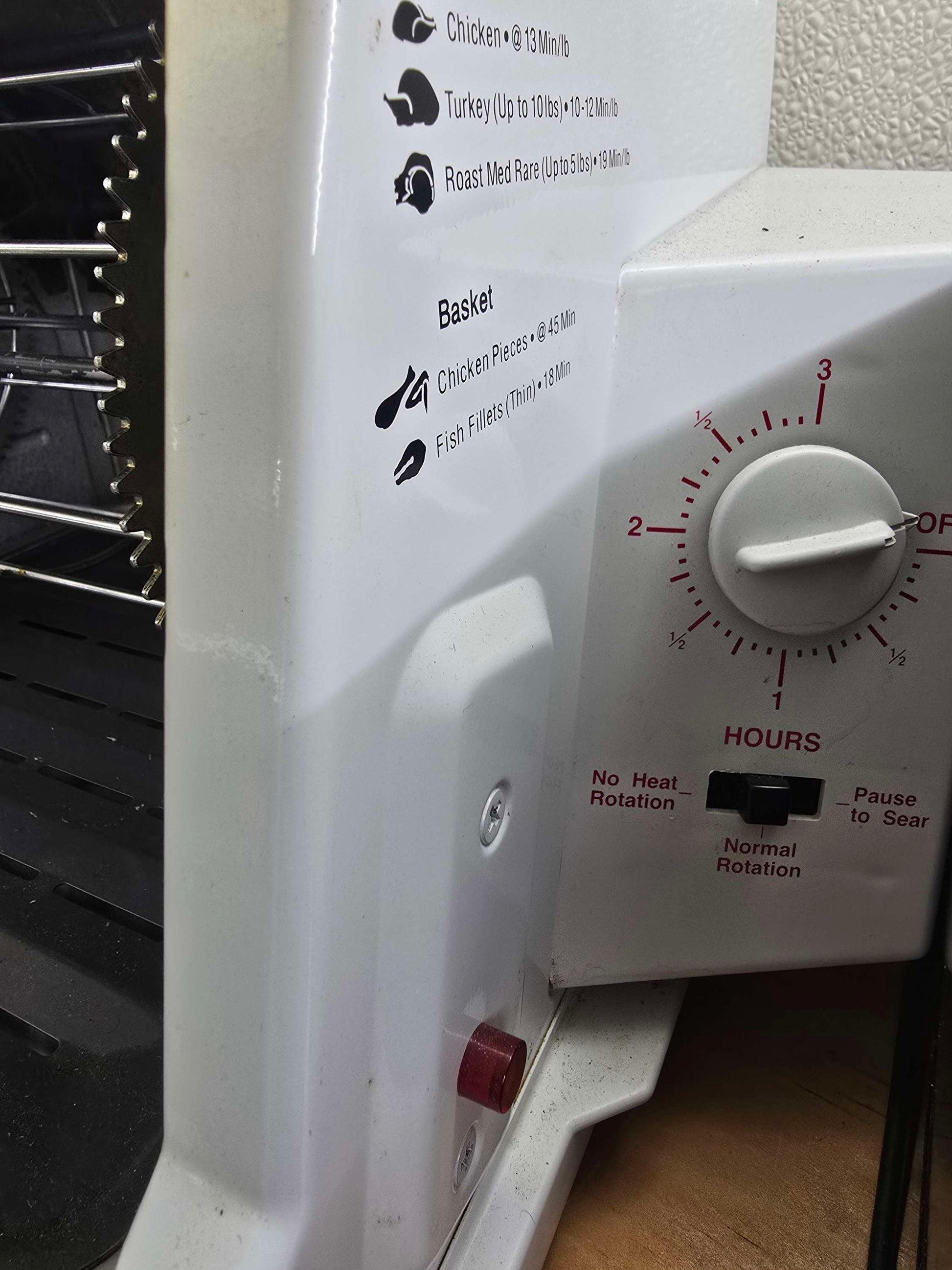 Ronco Showtime Compact Rotisserie & BBQ Oven model 3000T White image 4