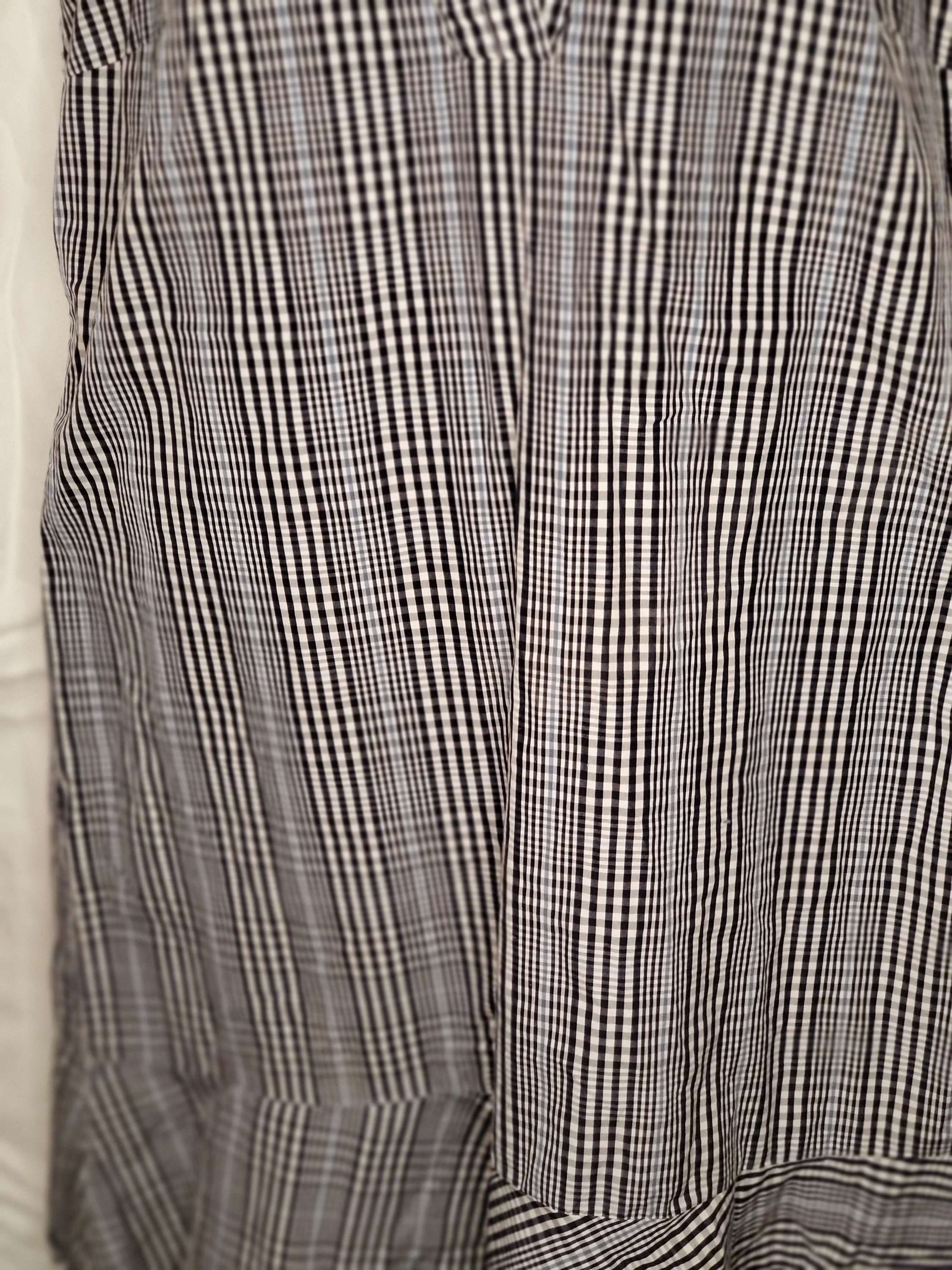 J Crew black and white v cut above knee dress size 8 image 1