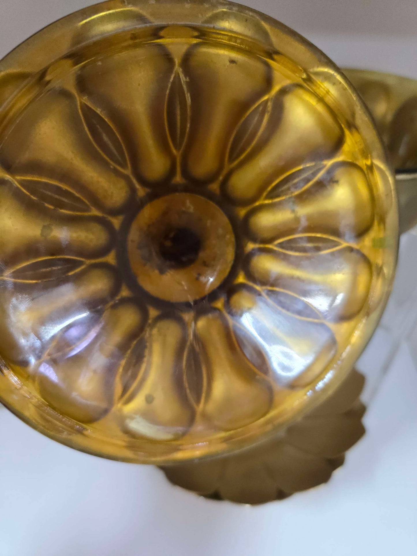 Gold color cover dish image 1