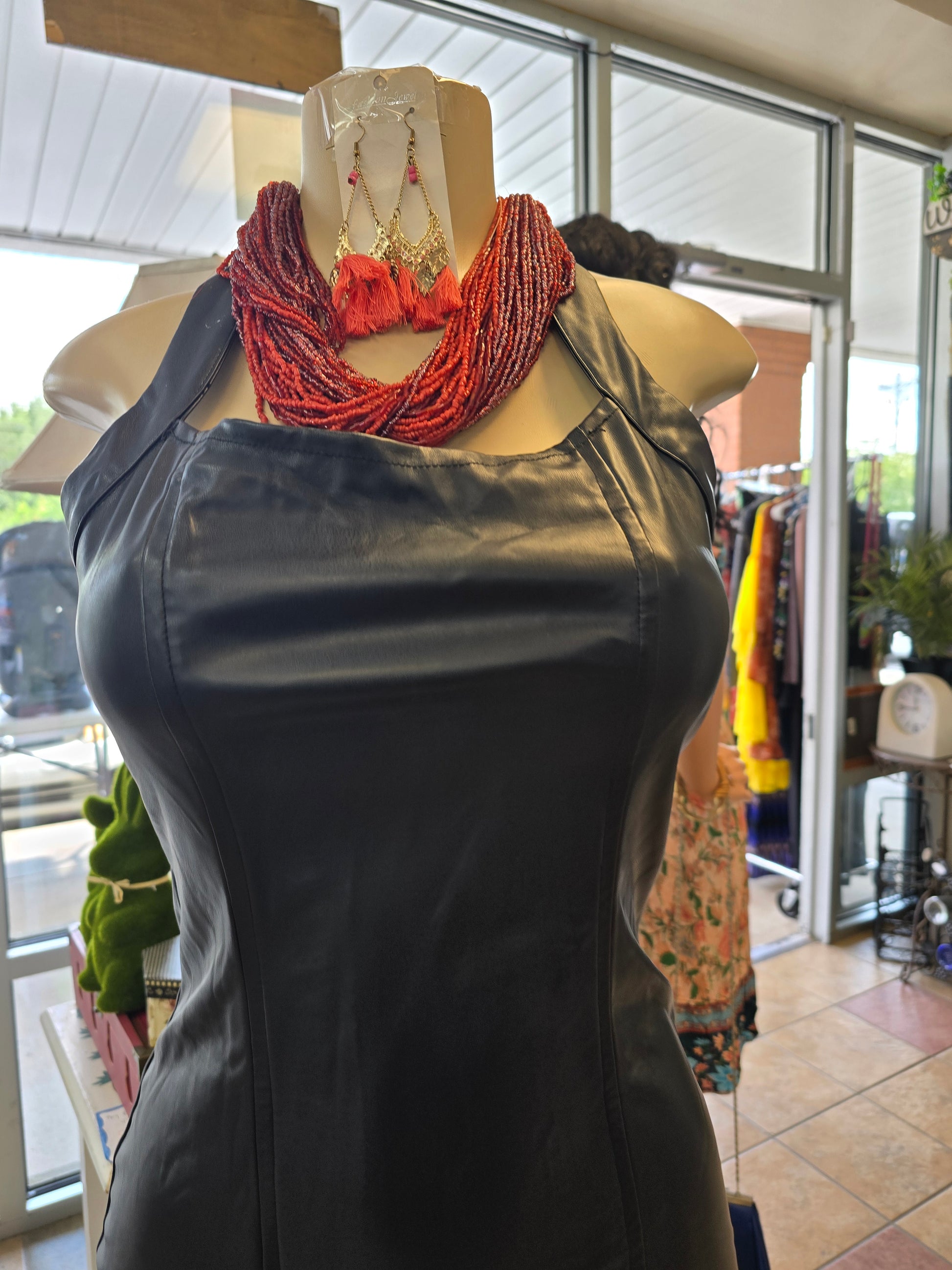 Pretty little thing leather look size 6 image 6