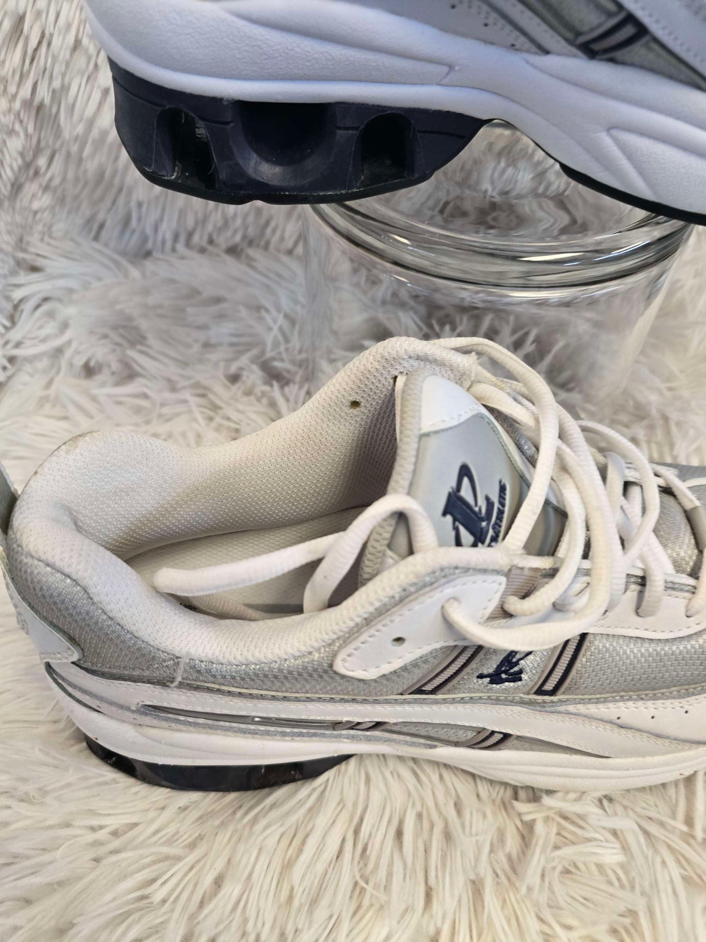 Logo Athletic men tennis shoe size 10 image 8