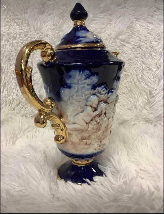 Vintage tea pot image 1