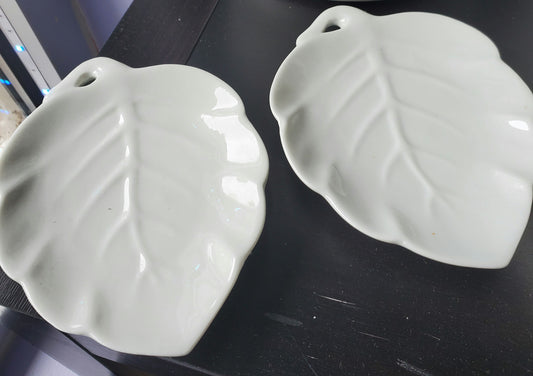 Pair Lilian Vernon white leaf dish image 0
