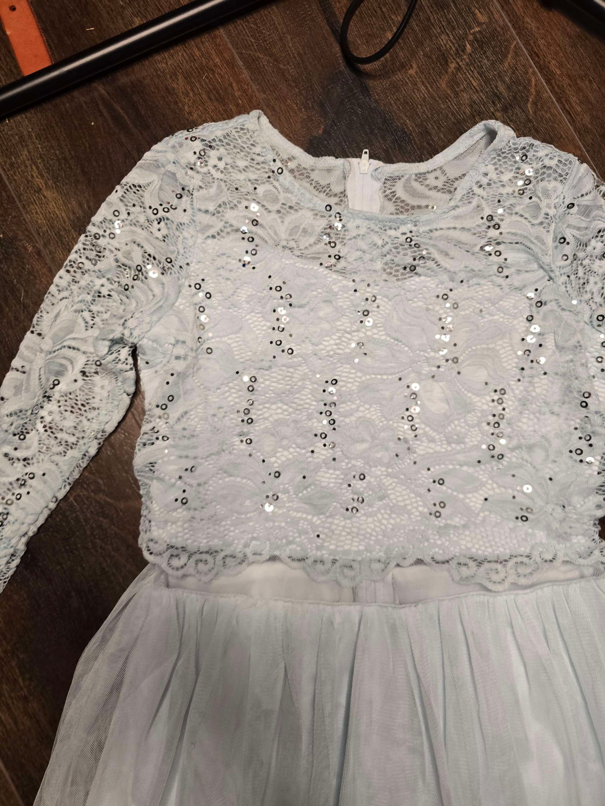 Powder blue girl dress size 8 image 3