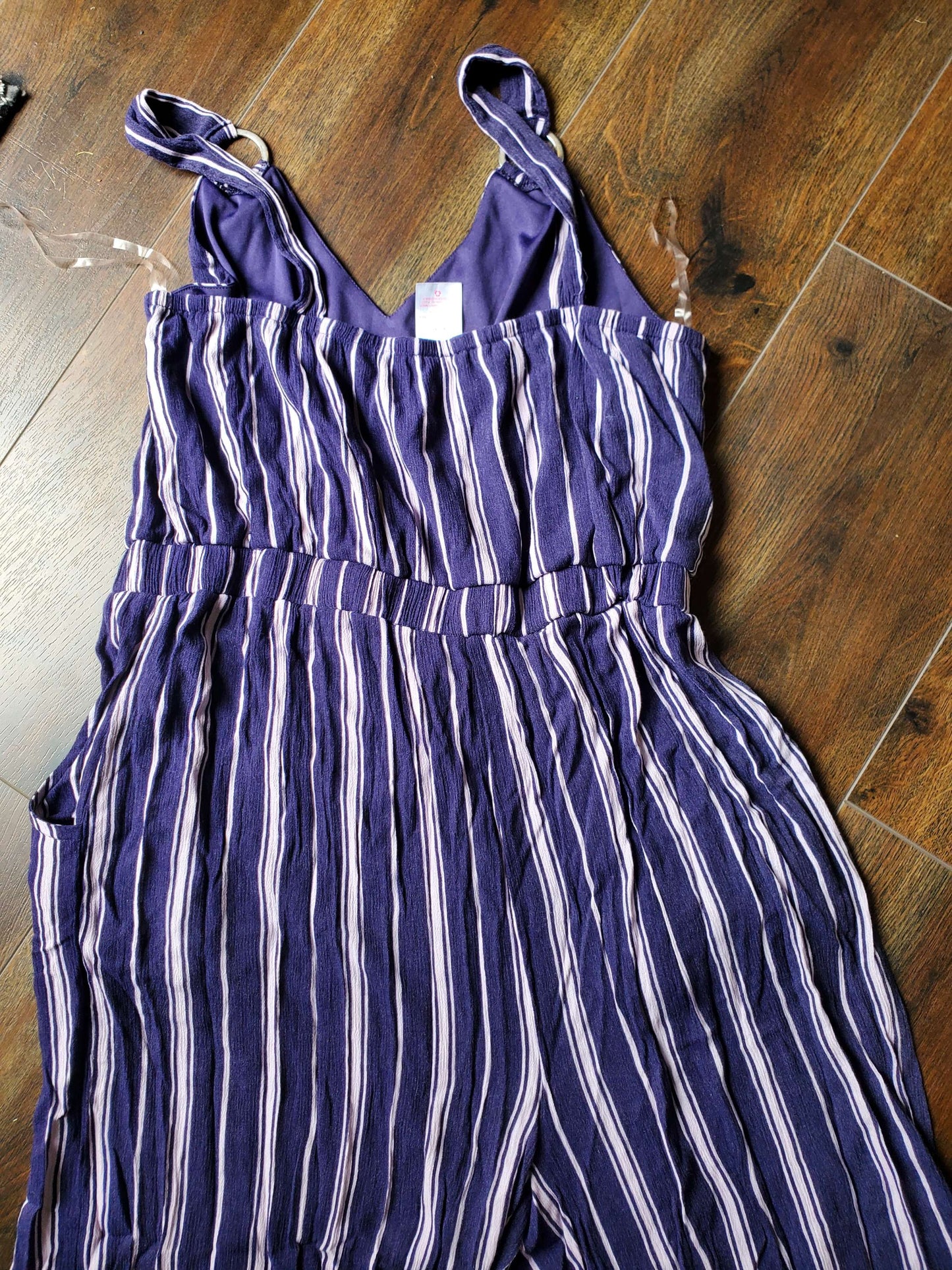 Women all in one romper  size XL image 2