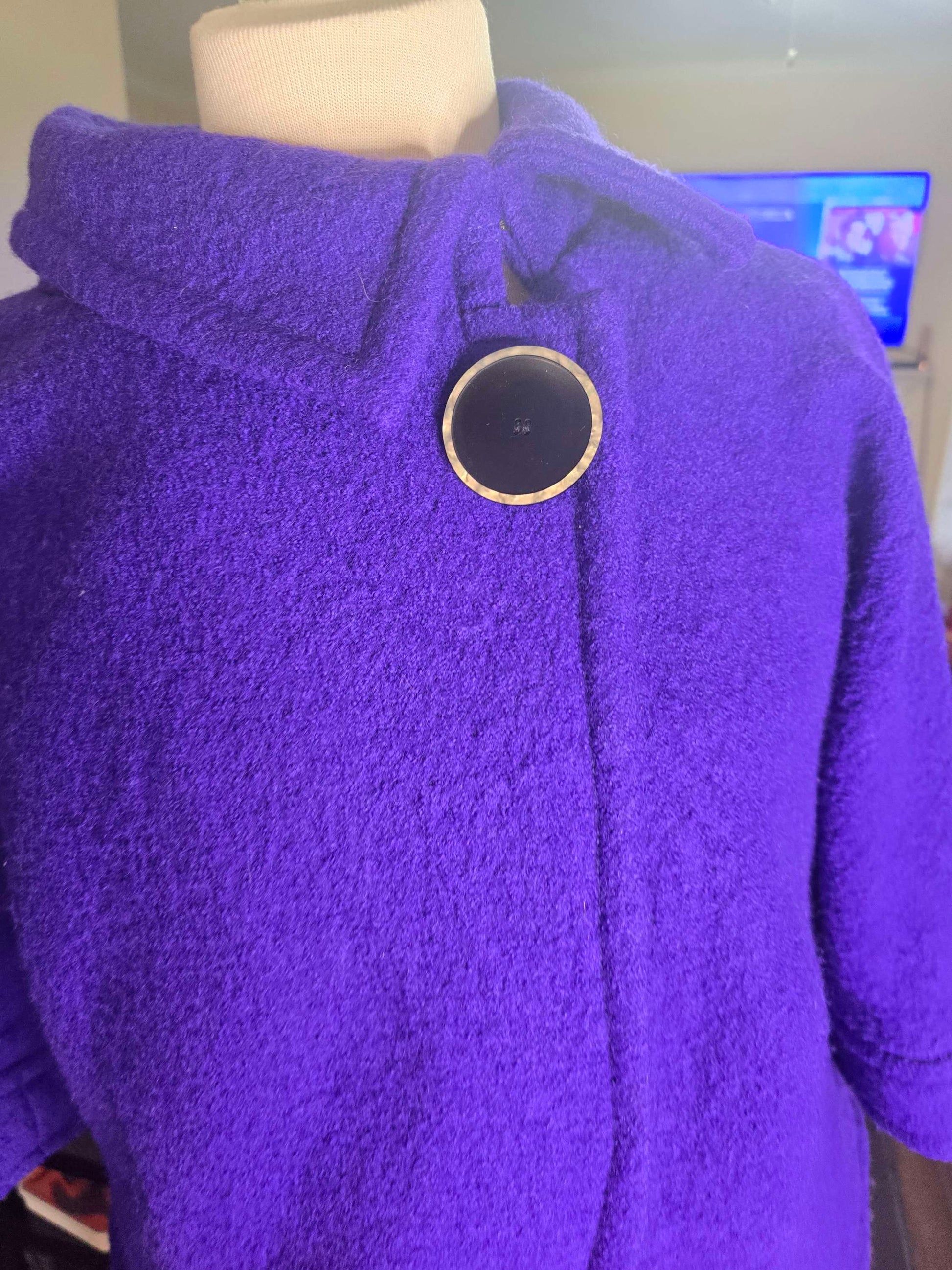Purple coat/blazer/jacket image 3